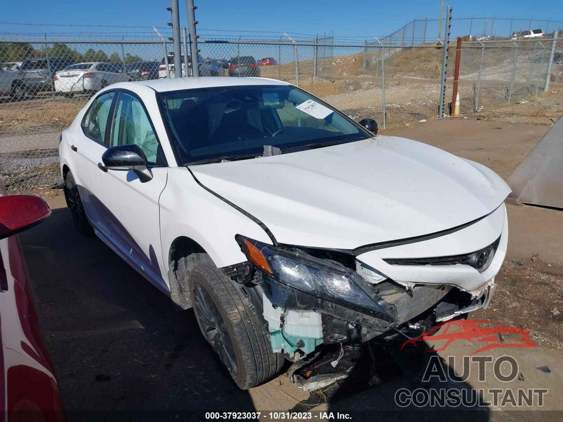 TOYOTA CAMRY 2022 - 4T1G11AK8NU030313