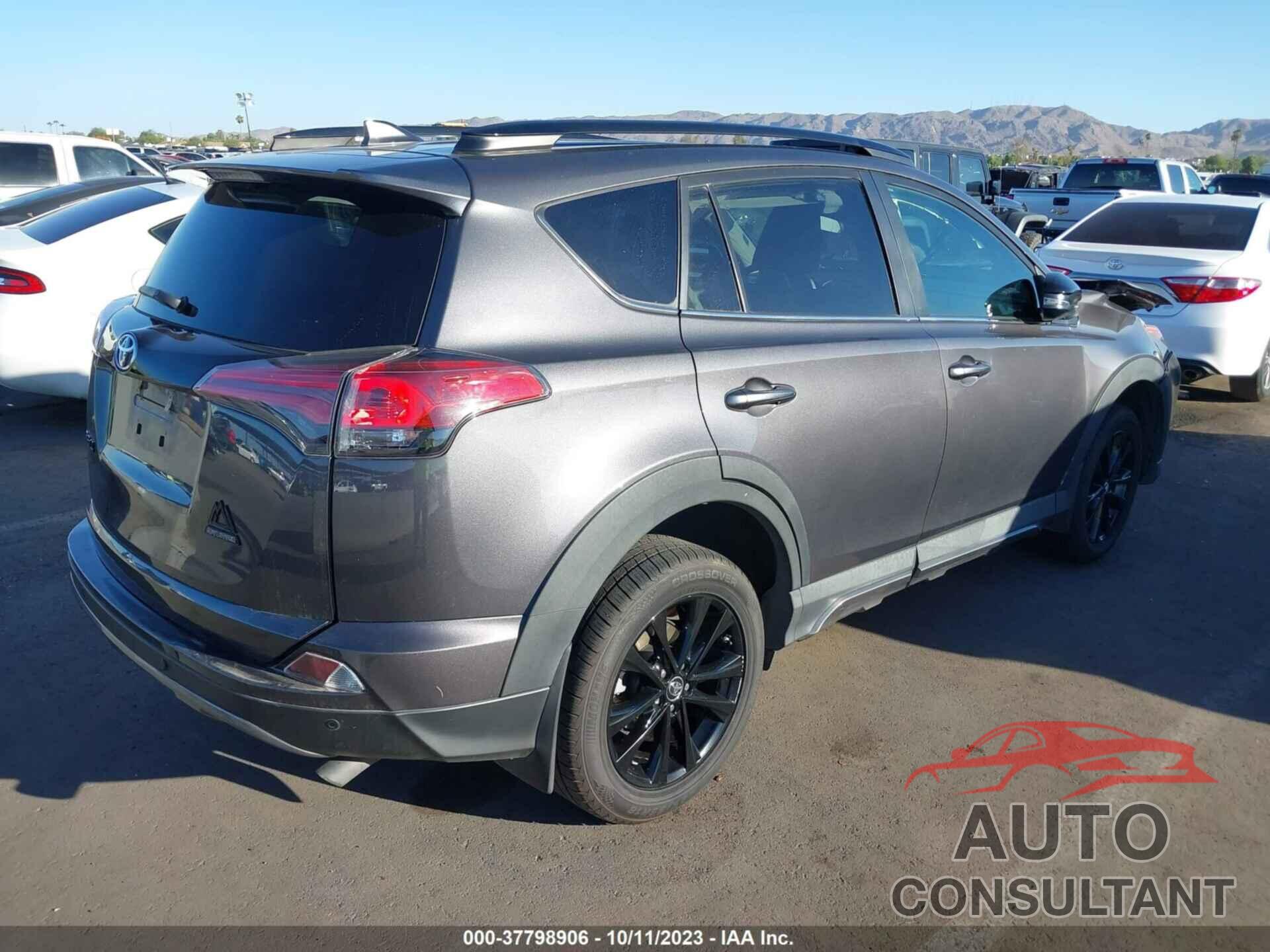 TOYOTA RAV4 2018 - 2T3RFREV4JW788258