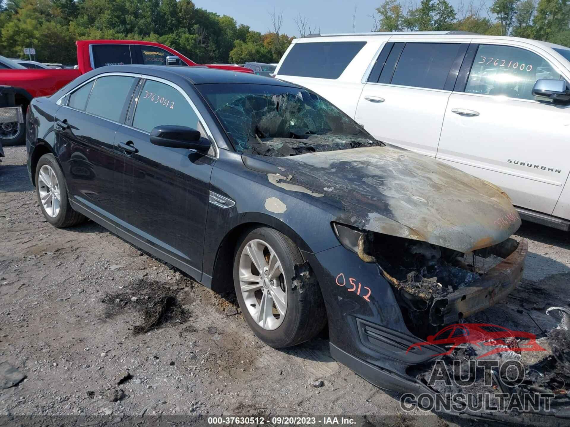 FORD TAURUS 2019 - 1FAHP2E80KG110183