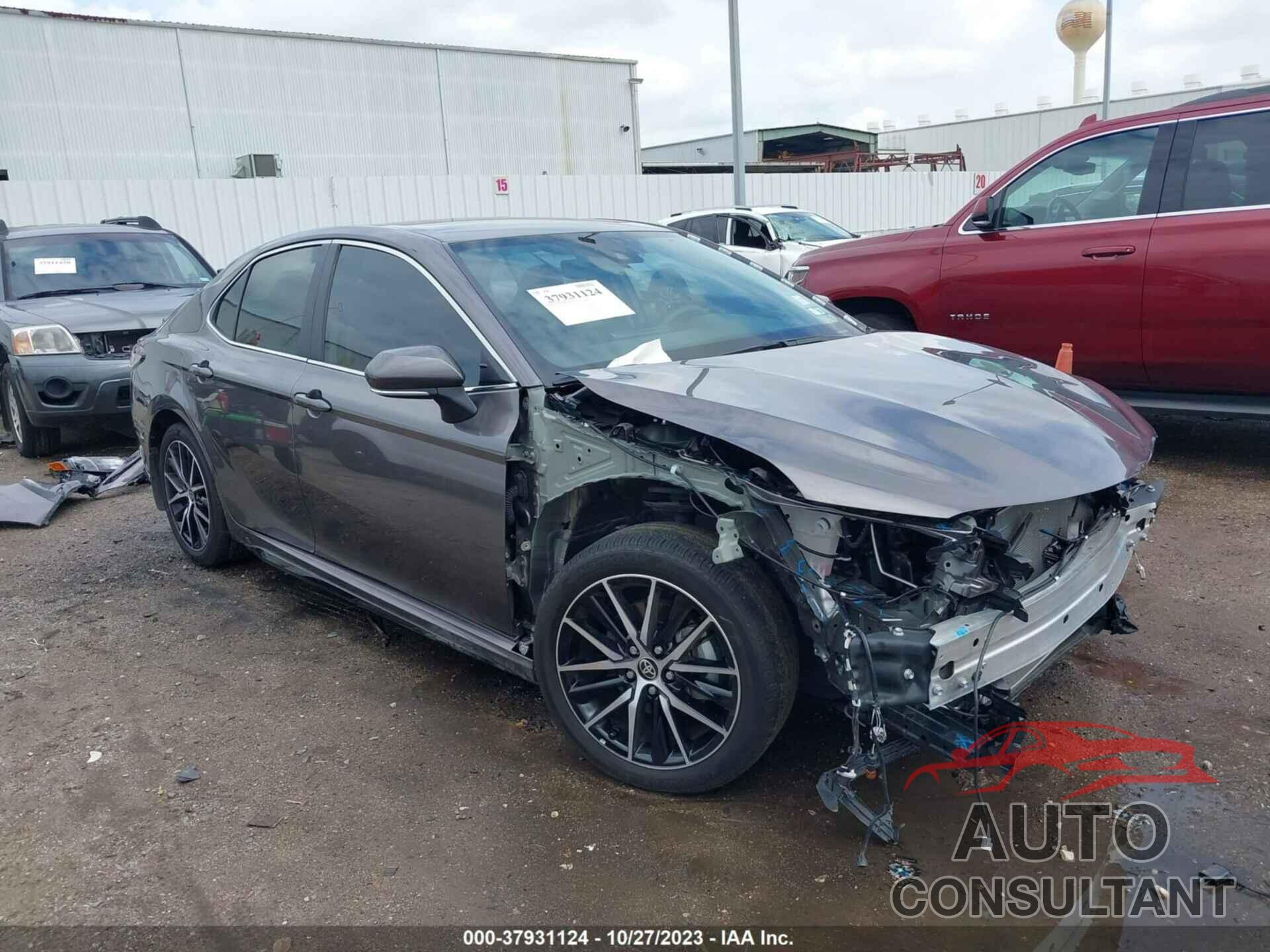 TOYOTA CAMRY 2023 - 4T1G11AKXPU777320