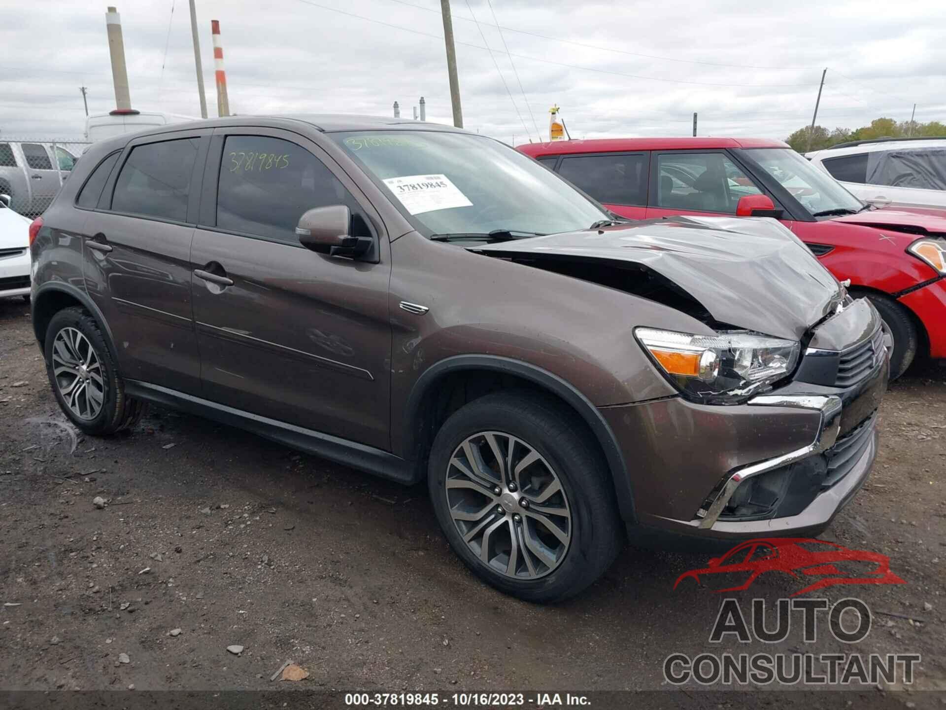 MITSUBISHI OUTLANDER SPORT 2017 - JA4AP3AU2HZ021615