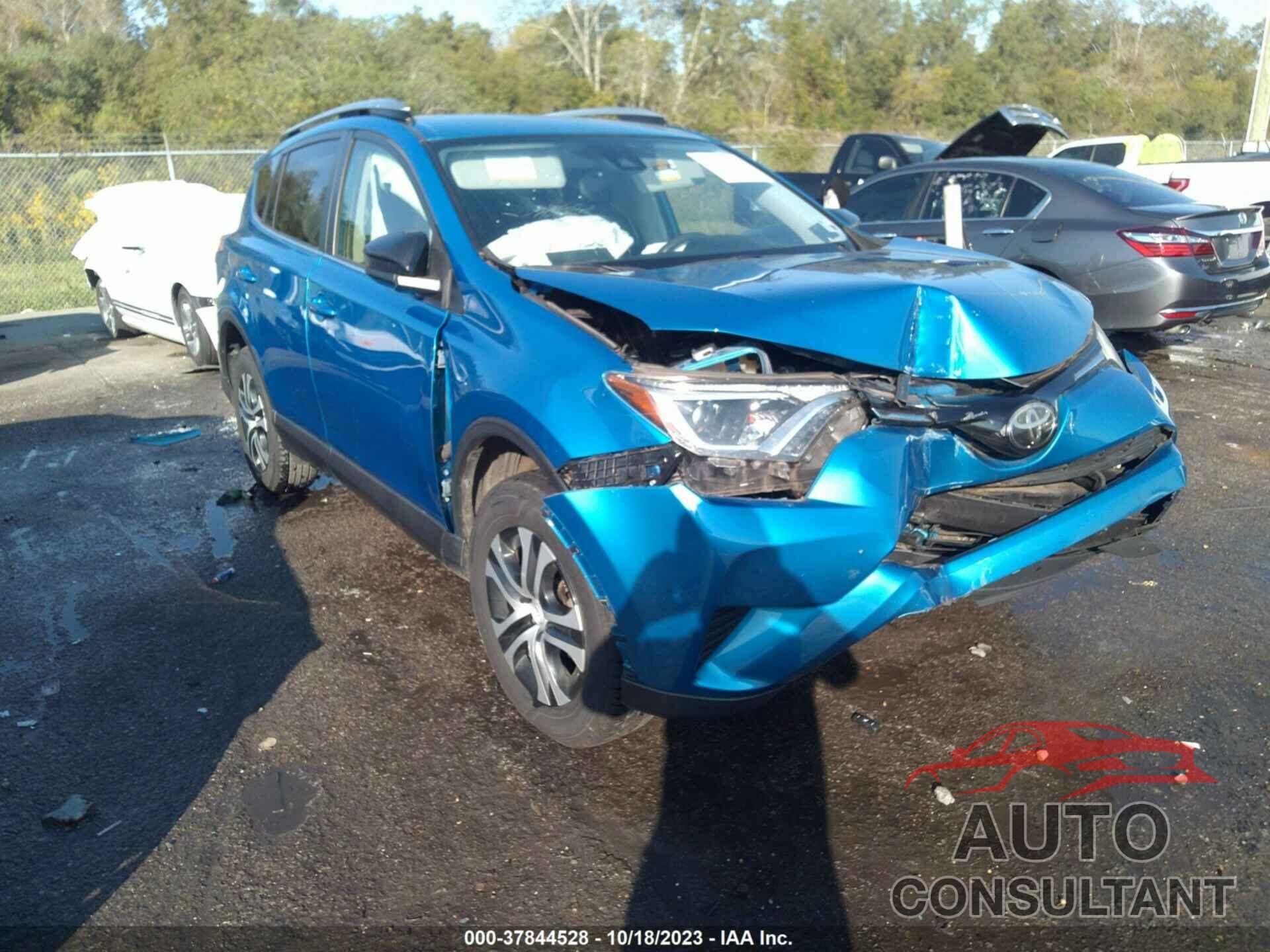 TOYOTA RAV4 2018 - JTMZFREV2JD131956