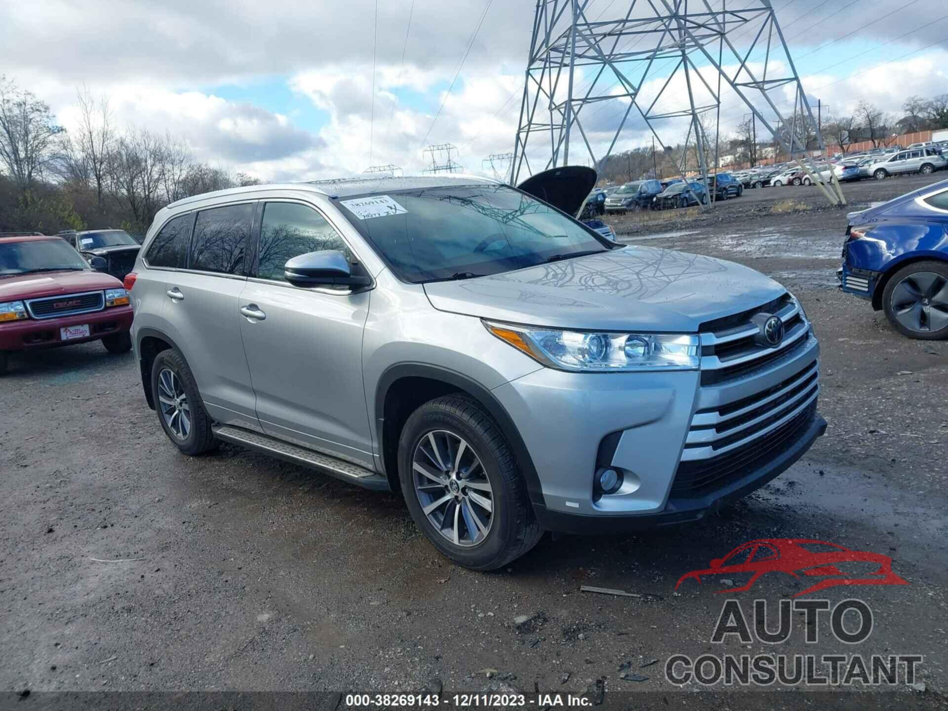 TOYOTA HIGHLANDER 2017 - 5TDJZRFH4HS440422