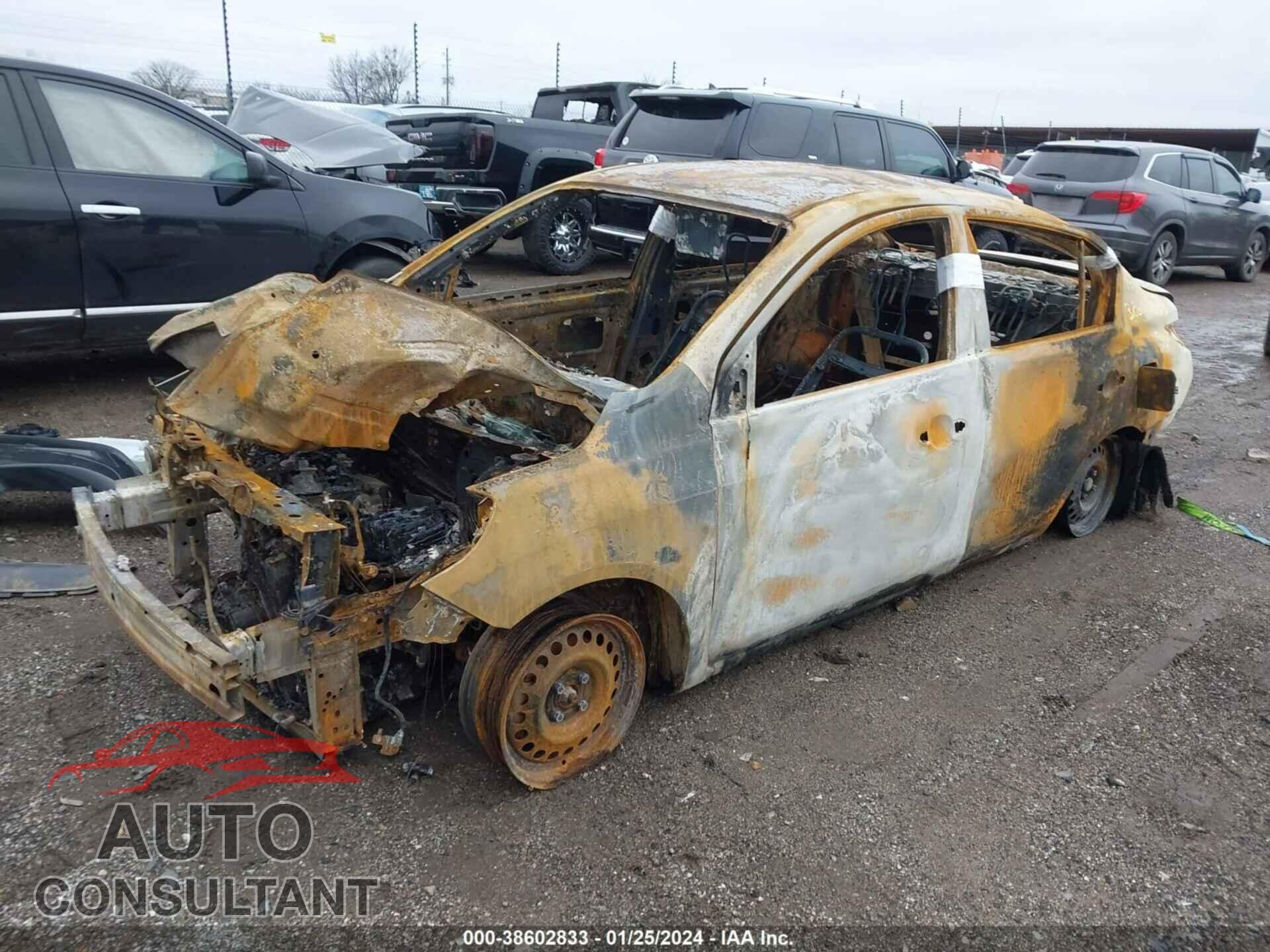 NISSAN VERSA 2017 - 3N1CN7AP3HL820416