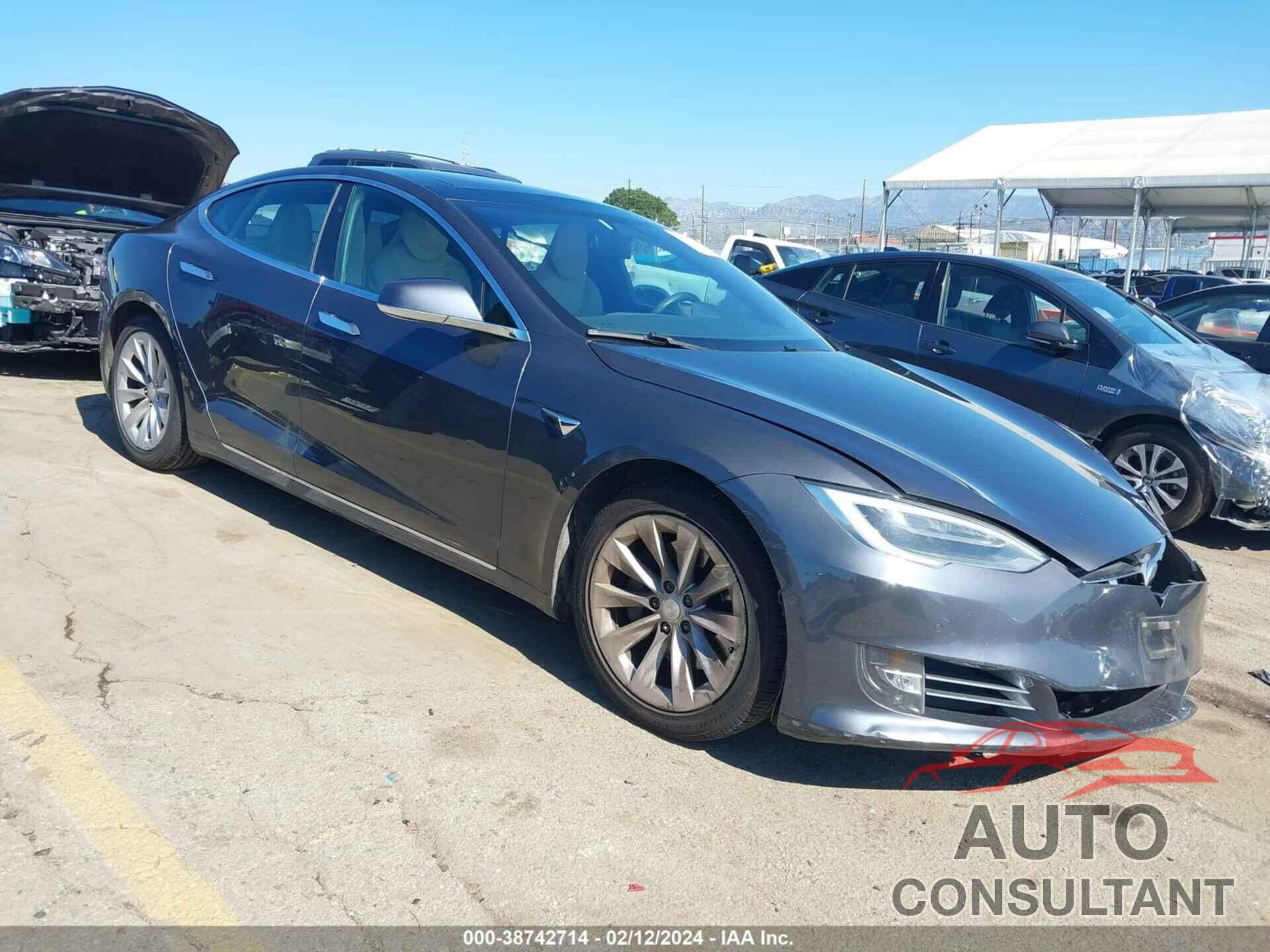 TESLA MODEL S 2017 - 5YJSA1E22HF181203