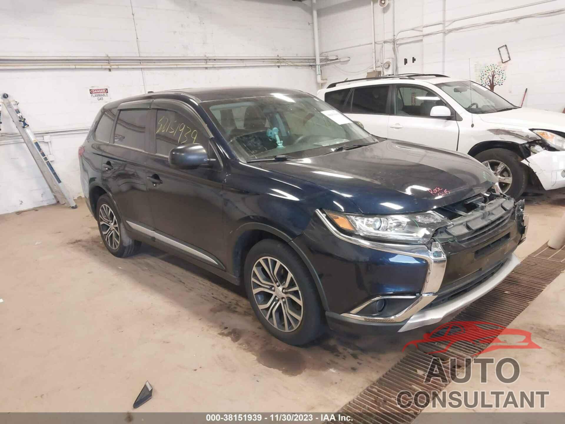MITSUBISHI OUTLANDER 2018 - JA4AZ3A3XJJ001859