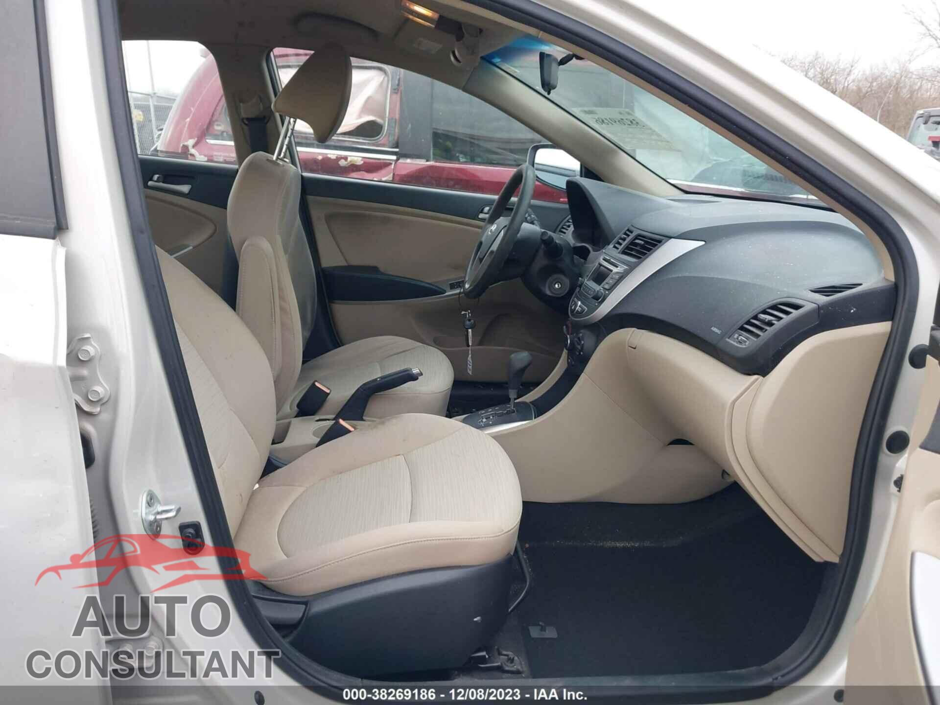 HYUNDAI ACCENT 2016 - KMHCT4AE8GU080376