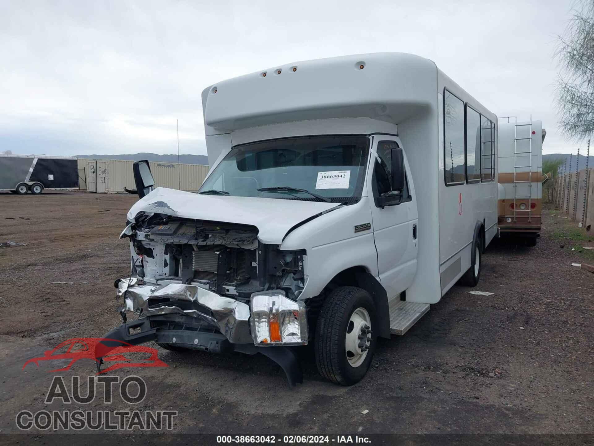 FORD ECONOLINE 2018 - 1FDEE3FS2JDC41520