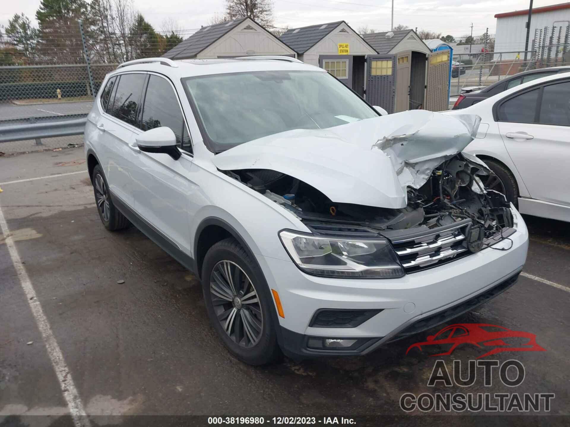 VOLKSWAGEN TIGUAN 2018 - 3VV3B7AX3JM074170