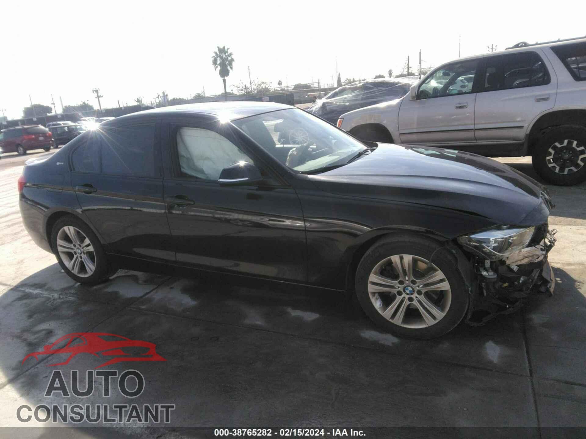 BMW 330E 2016 - WBA8E1C55GK479643