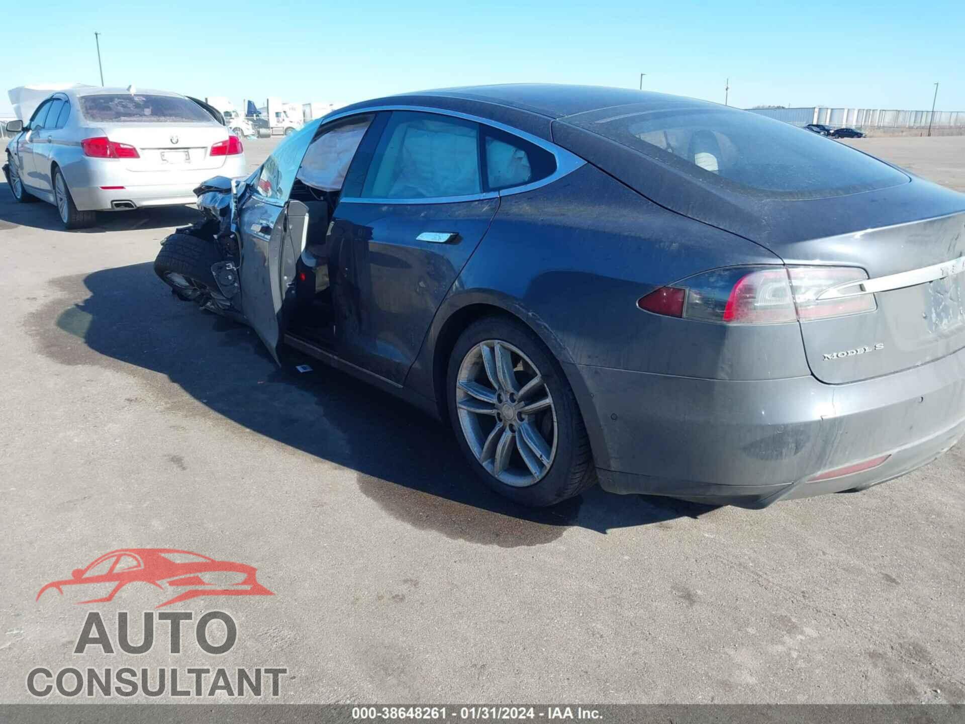 TESLA MODEL S 2016 - 5YJSA1E21GF127812