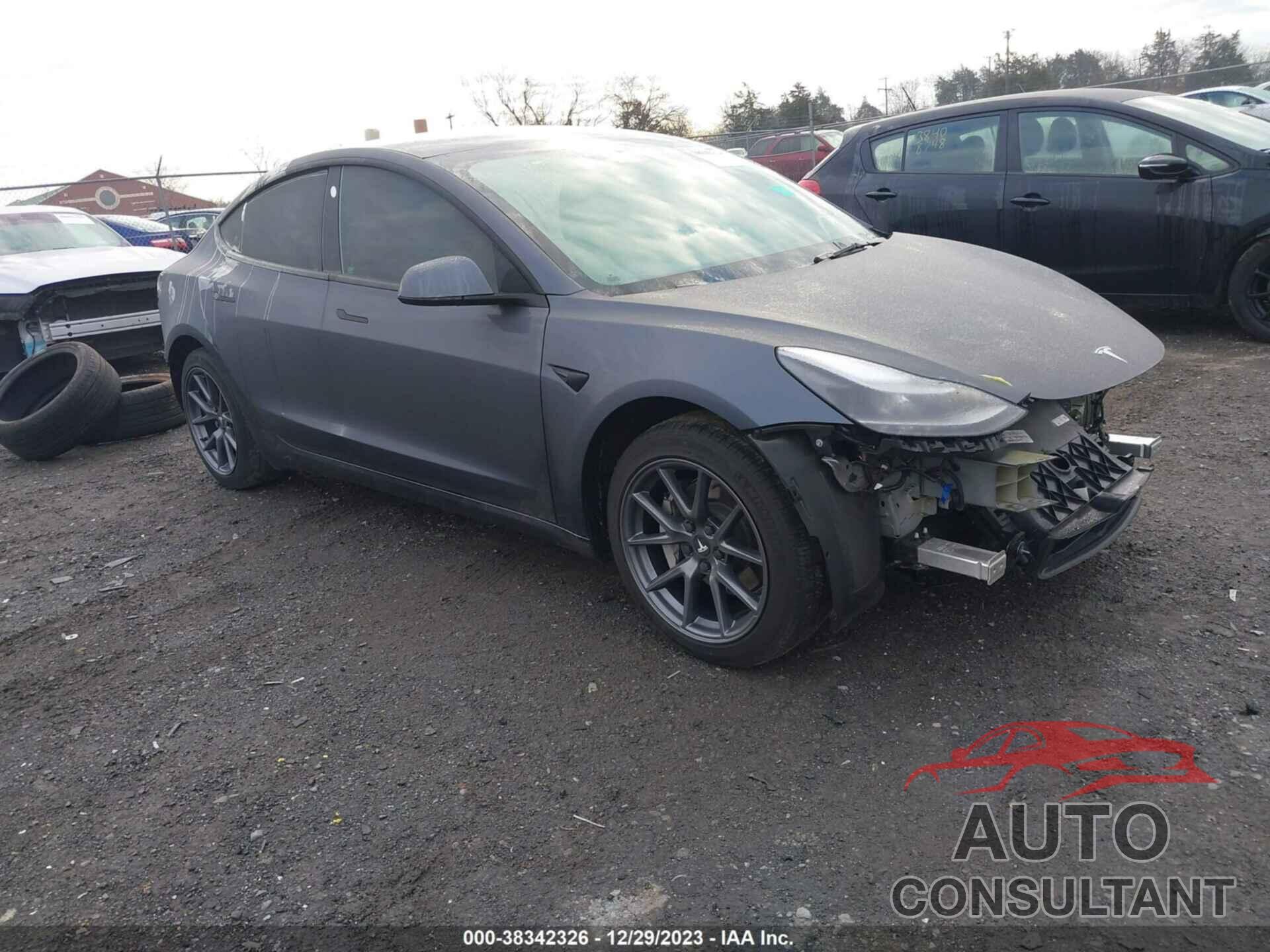 TESLA MODEL 3 2022 - 5YJ3E1EB3NF152457