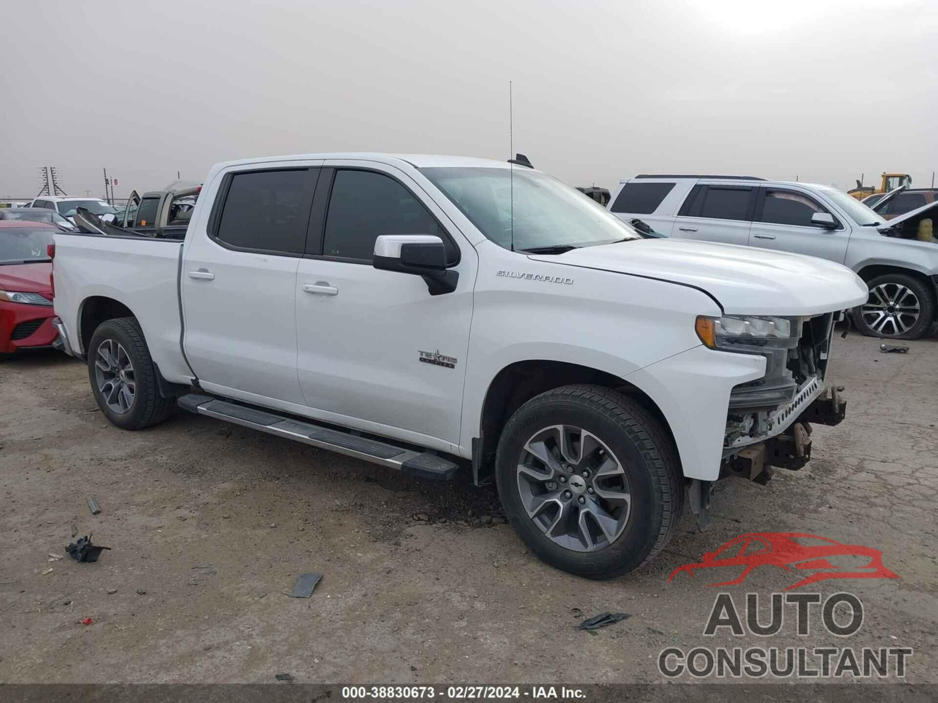 CHEVROLET SILVERADO 1500 2021 - 1GCPWCED0MZ177515