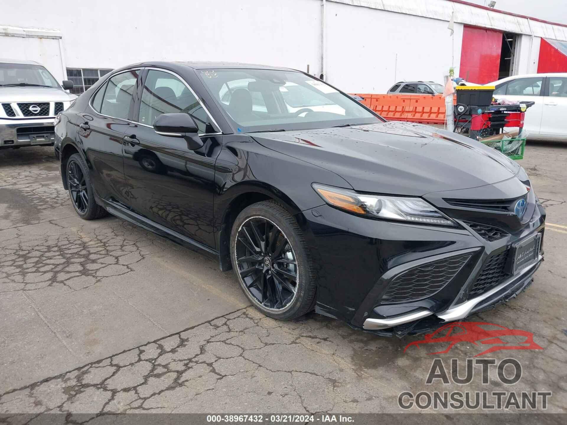 TOYOTA CAMRY 2024 - 4T1K31AK0RU068225