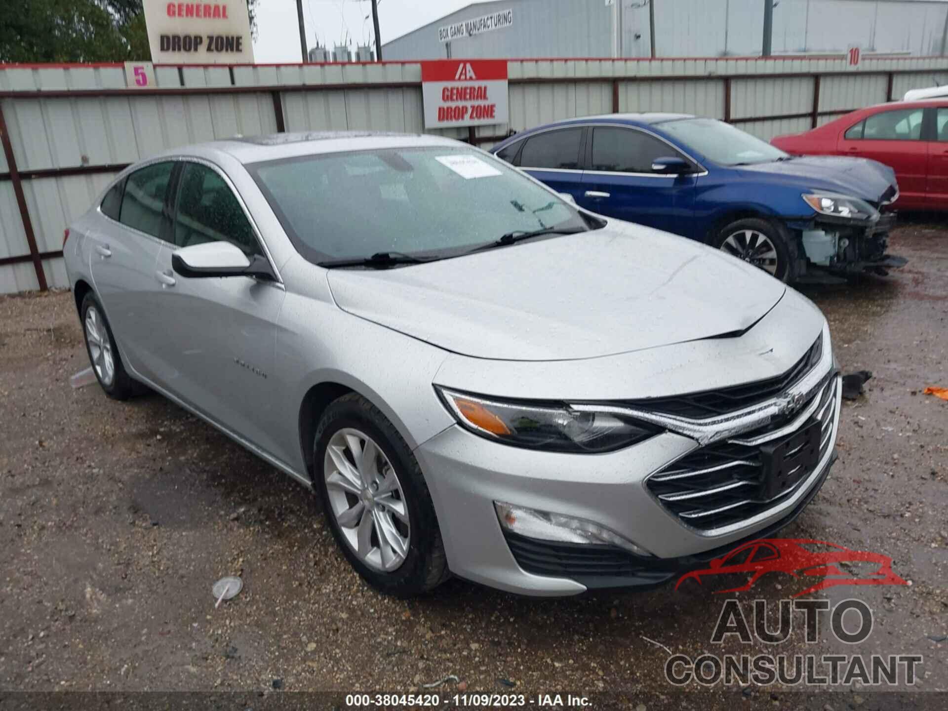 CHEVROLET MALIBU 2021 - 1G1ZD5ST0MF069394