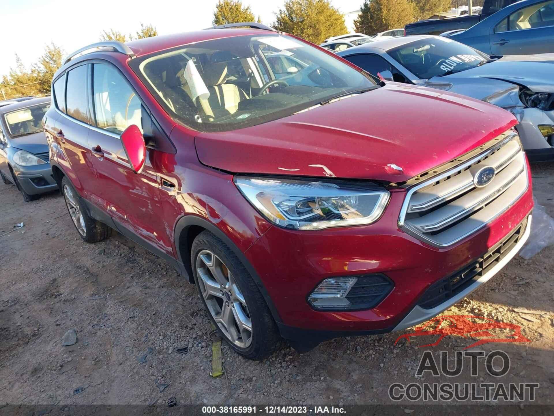 FORD ESCAPE 2019 - 1FMCU9J9XKUA22792