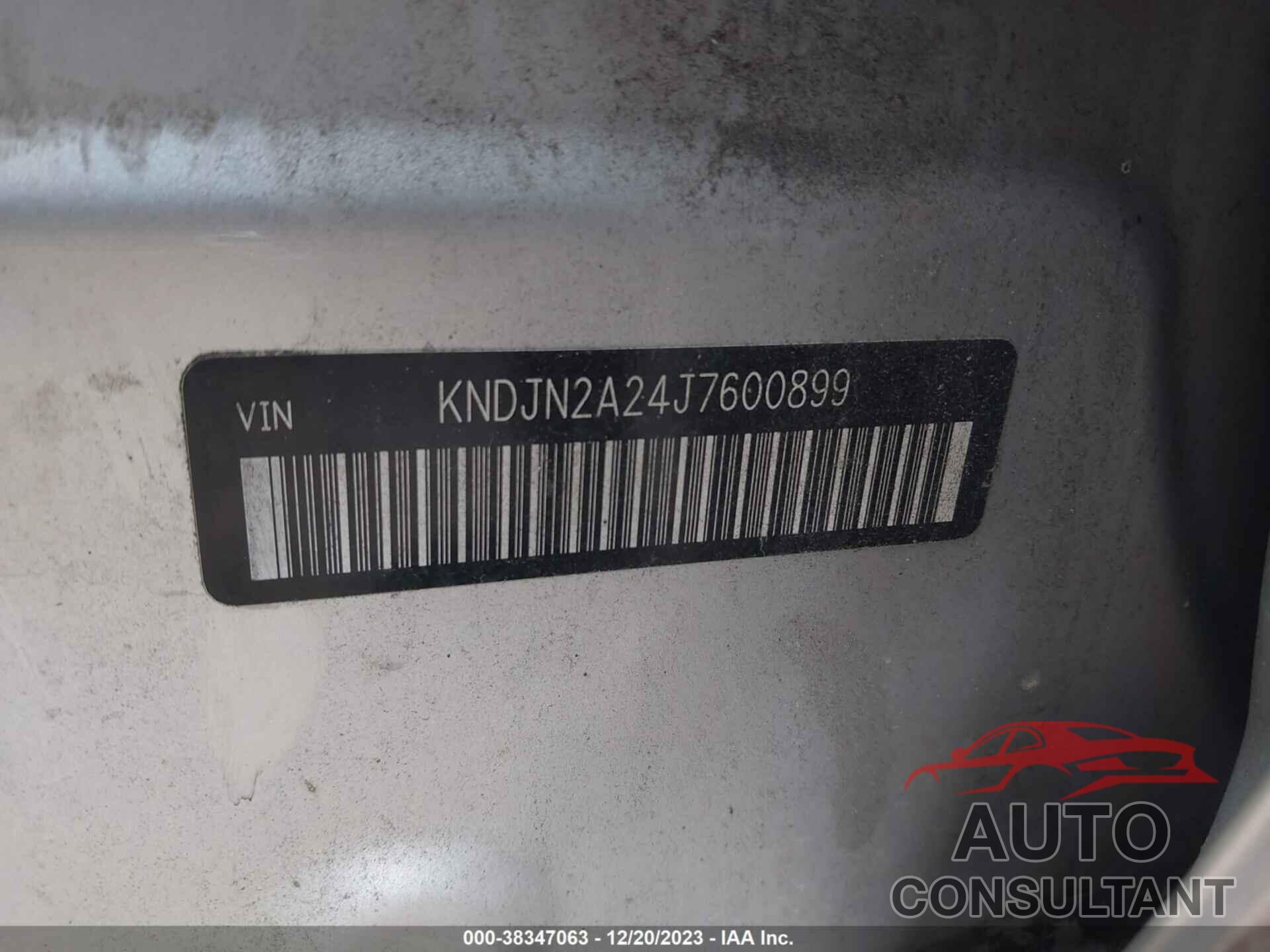 KIA SOUL 2018 - KNDJN2A24J7600899