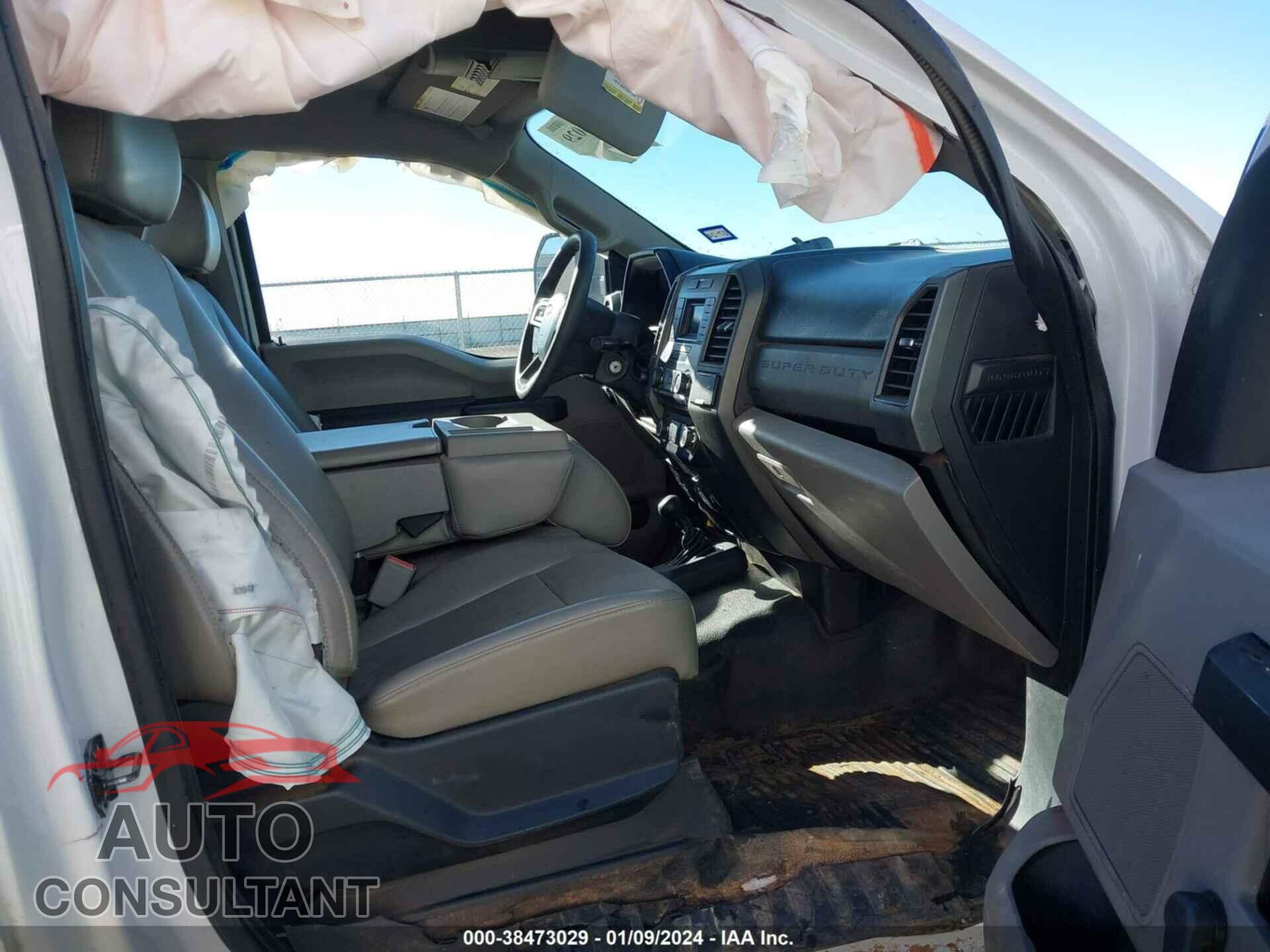 FORD F250 2017 - 1FTBF2B64HEE58708