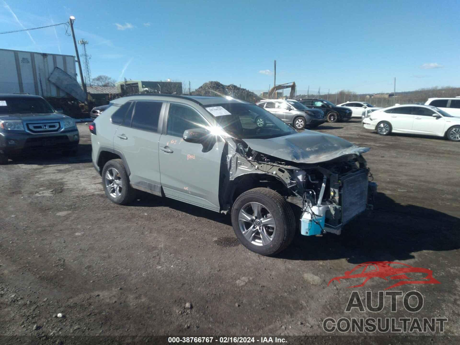 TOYOTA RAV4 2023 - 2T3P1RFV4PW370649