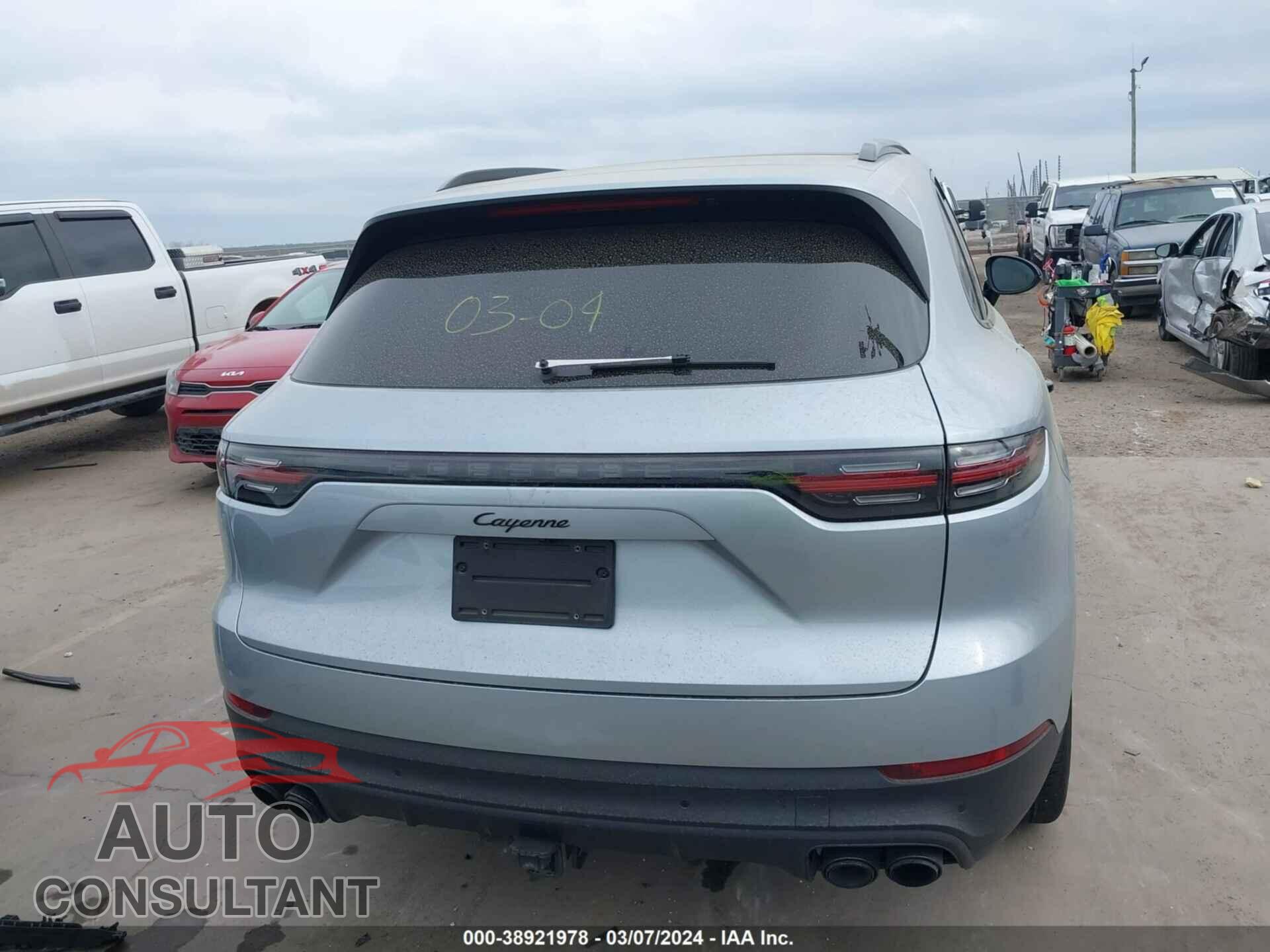 PORSCHE CAYENNE 2023 - WP1AA2AY9PDA07550