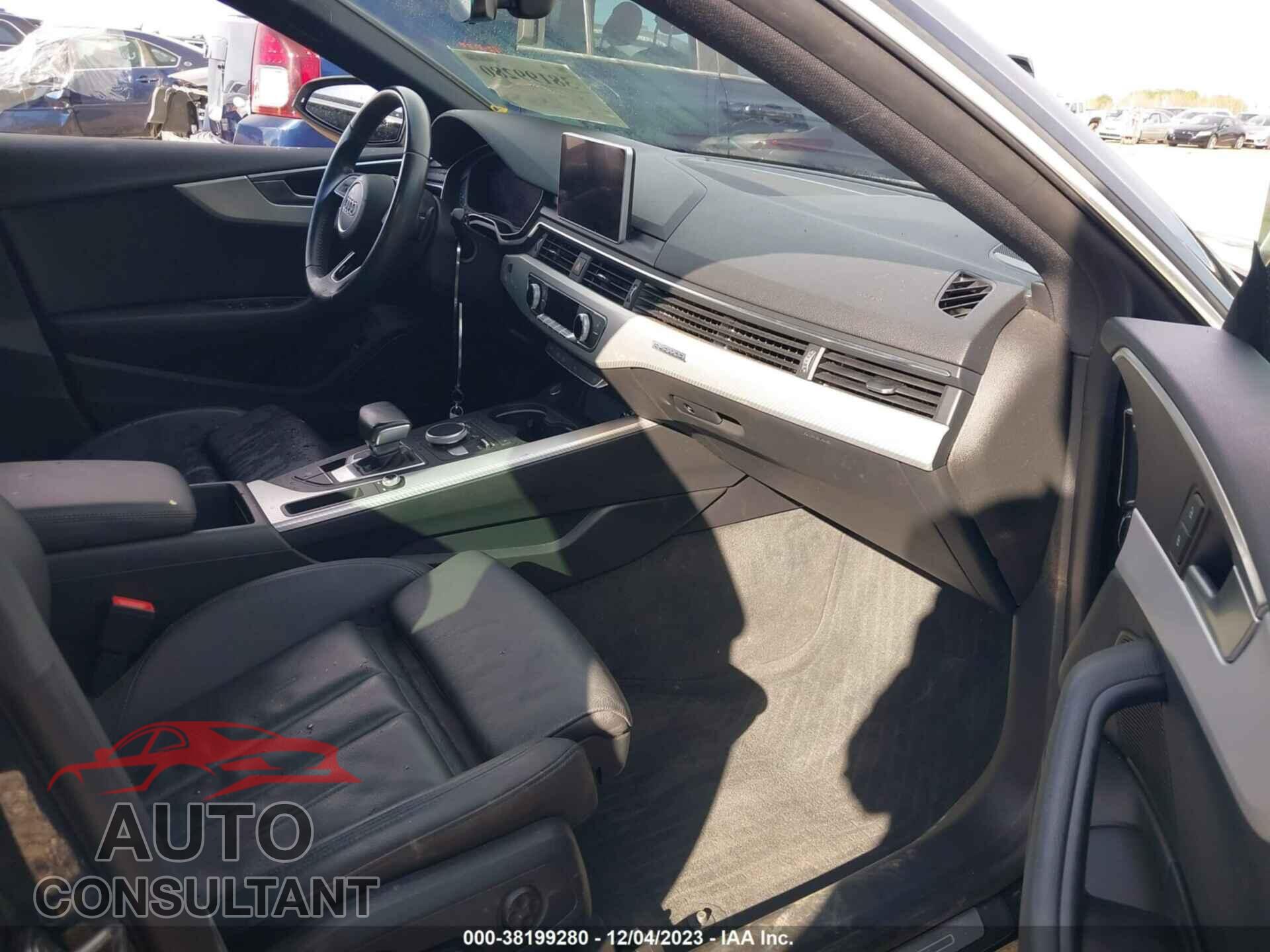 AUDI A5 2018 - WAUENCF59JA006352