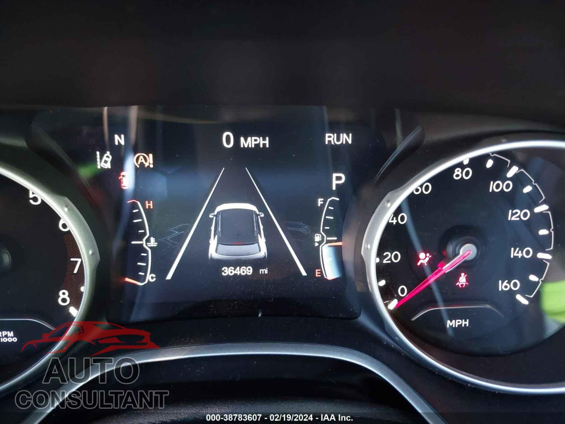 JEEP COMPASS 2018 - 3C4NJCCB3JT248233