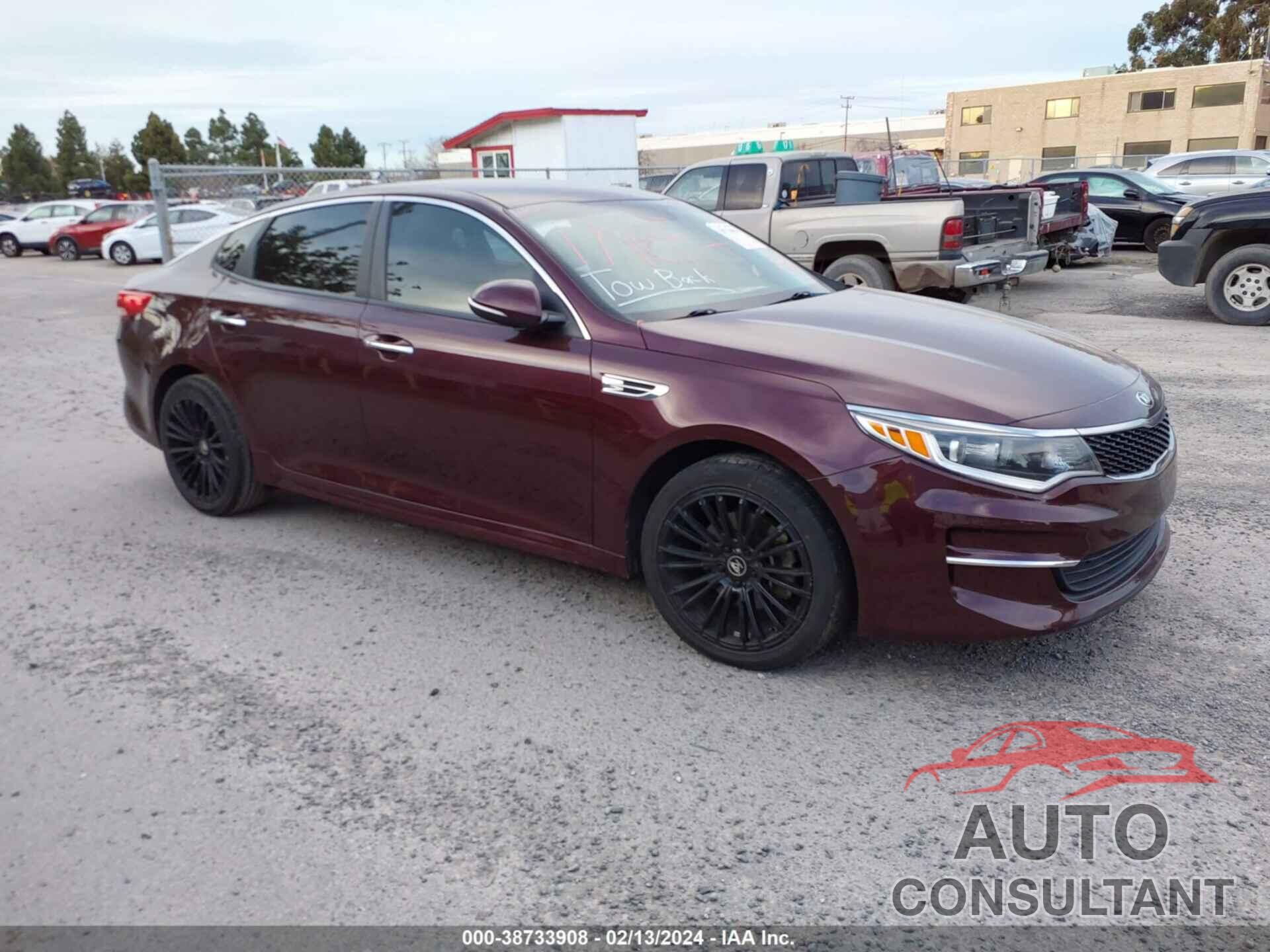 KIA OPTIMA 2018 - 5XXGT4L33JG229551