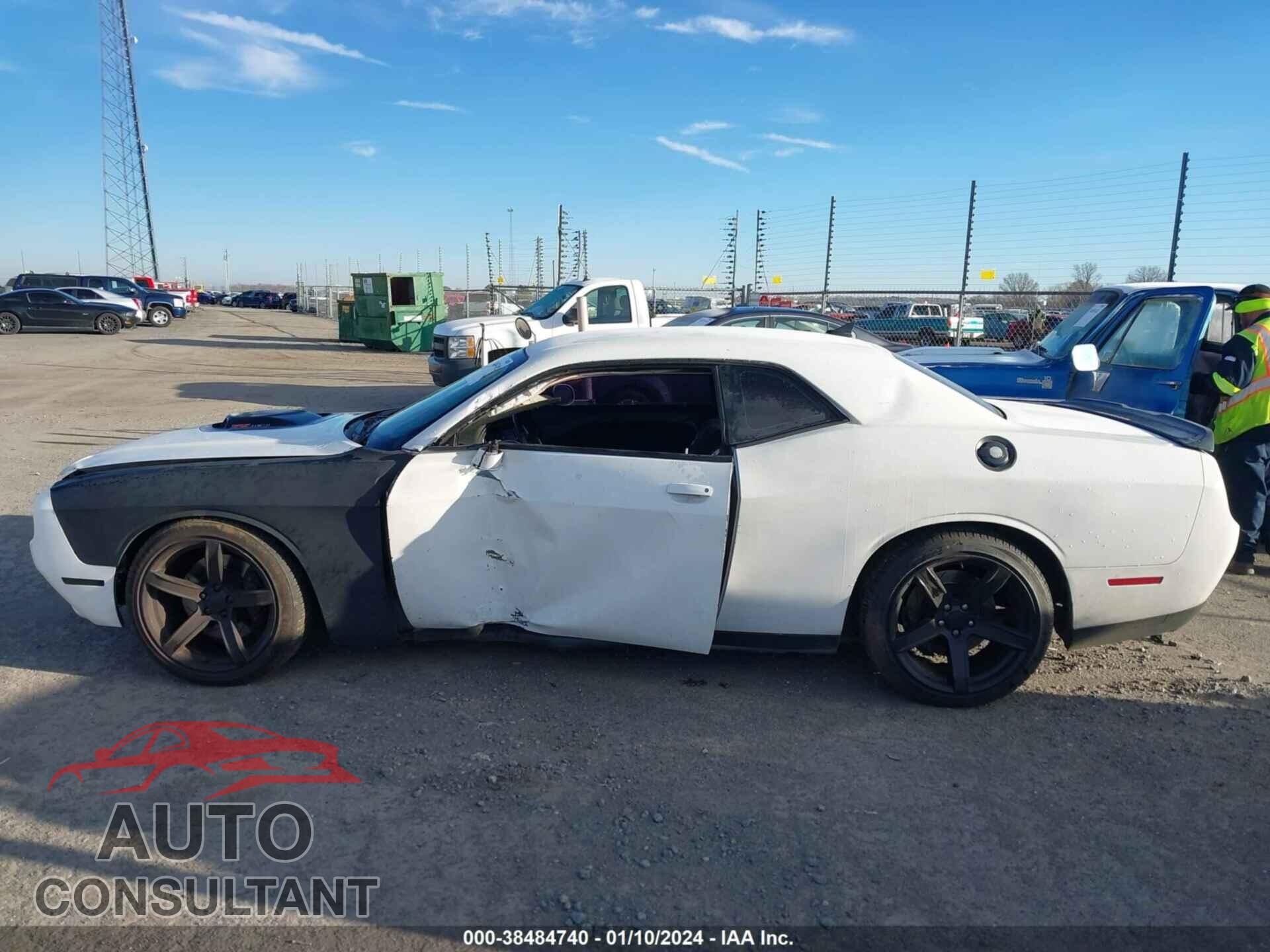 DODGE CHALLENGER 2017 - 2C3CDZFJXHH536018