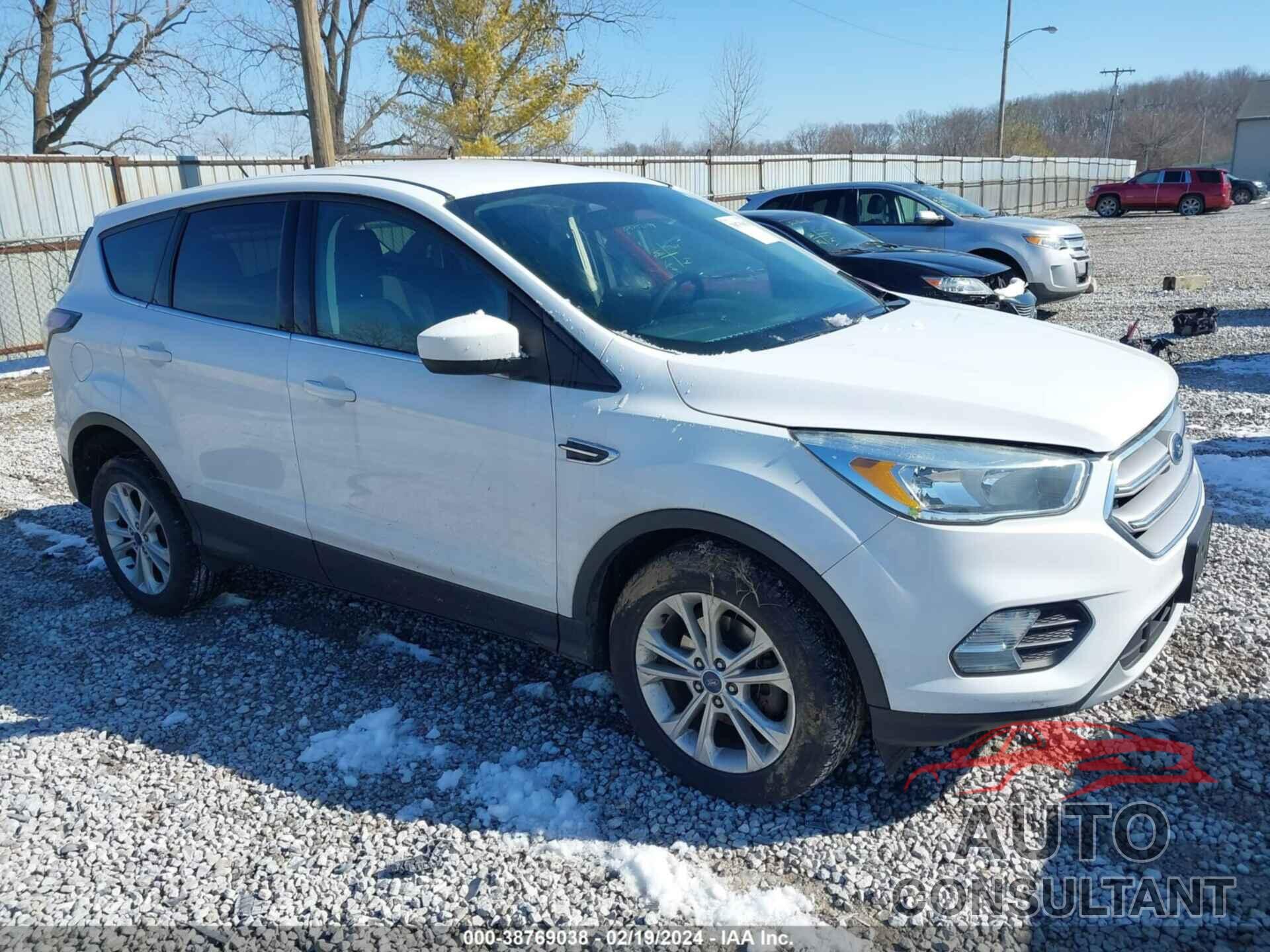 FORD ESCAPE 2017 - 1FMCU0GDXHUB54046