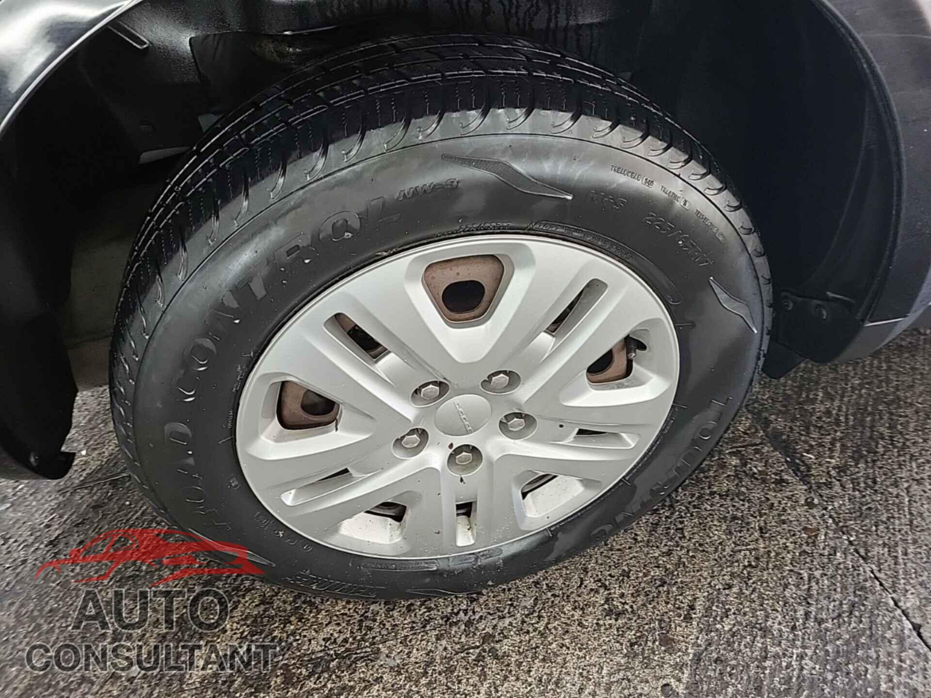 DODGE JOURNEY 2018 - 3C4PDDAG2JT525751