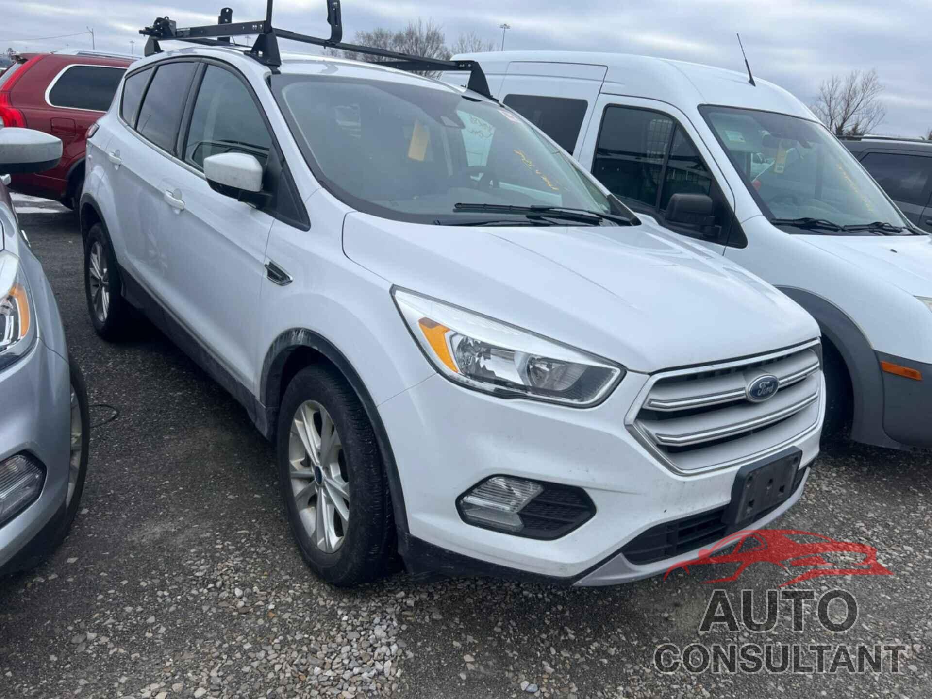 FORD ESCAPE 2018 - 1FMCU0GD9JUD28730