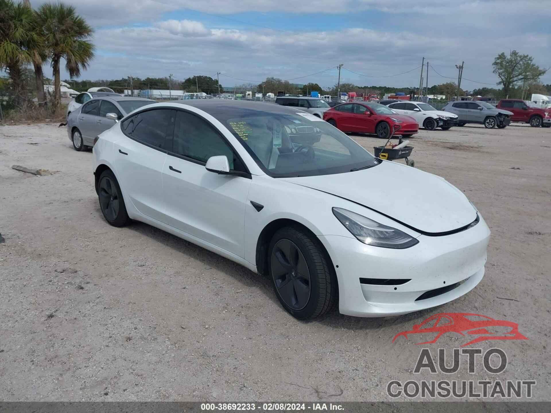 TESLA MODEL 3 2018 - 5YJ3E1EB0JF096827
