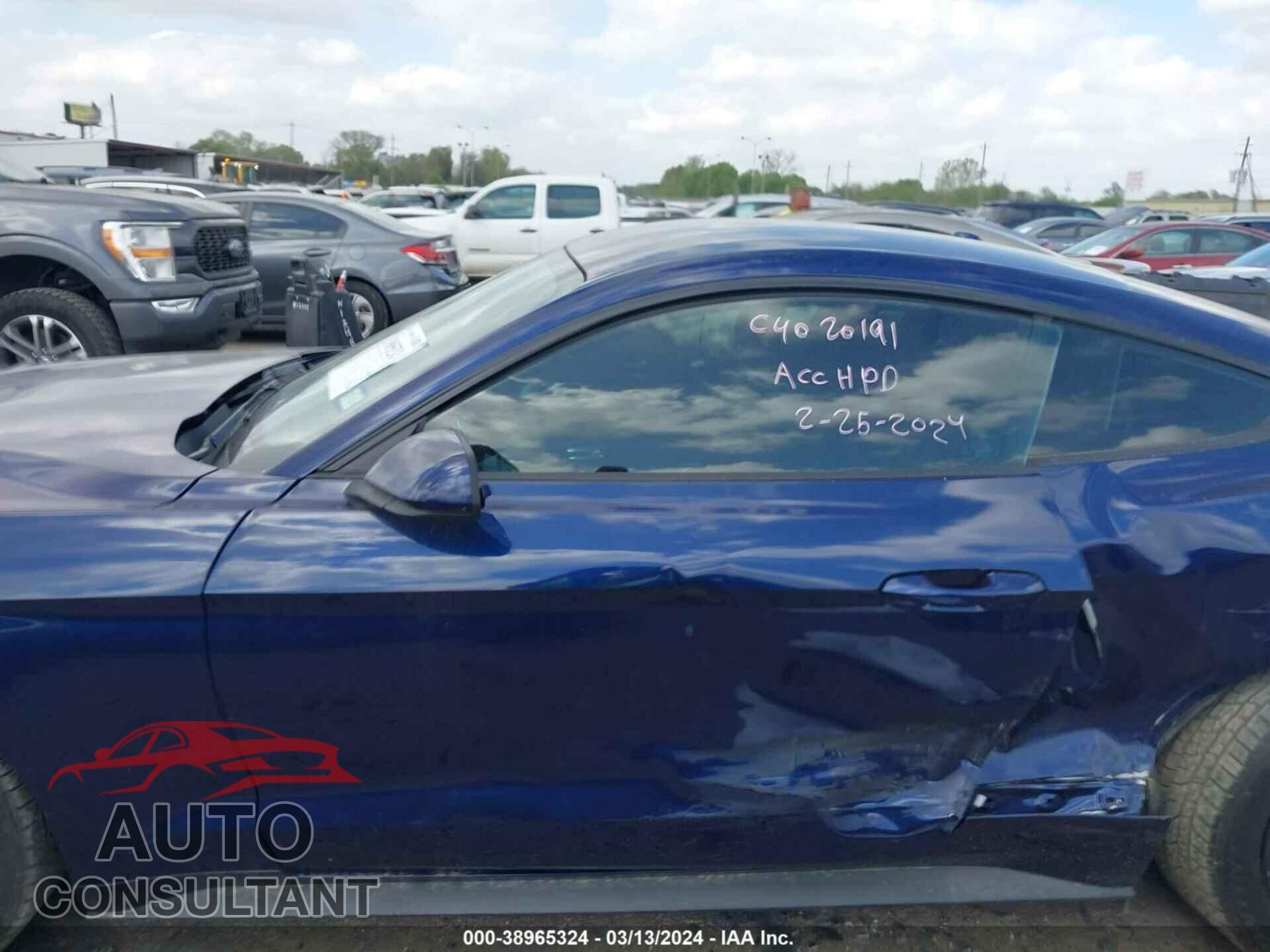 FORD MUSTANG 2020 - 1FA6P8TH1L5121252