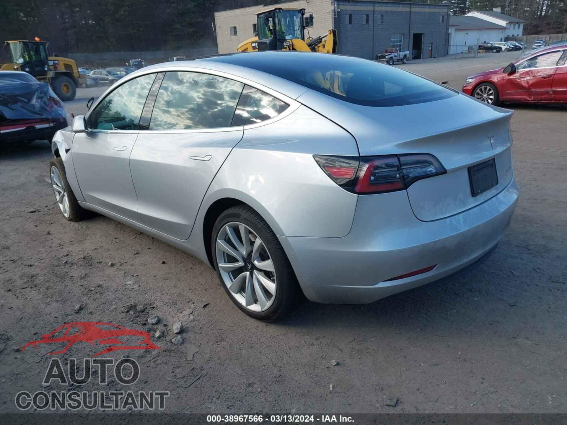 TESLA MODEL 3 2018 - 5YJ3E1EB9JF116881