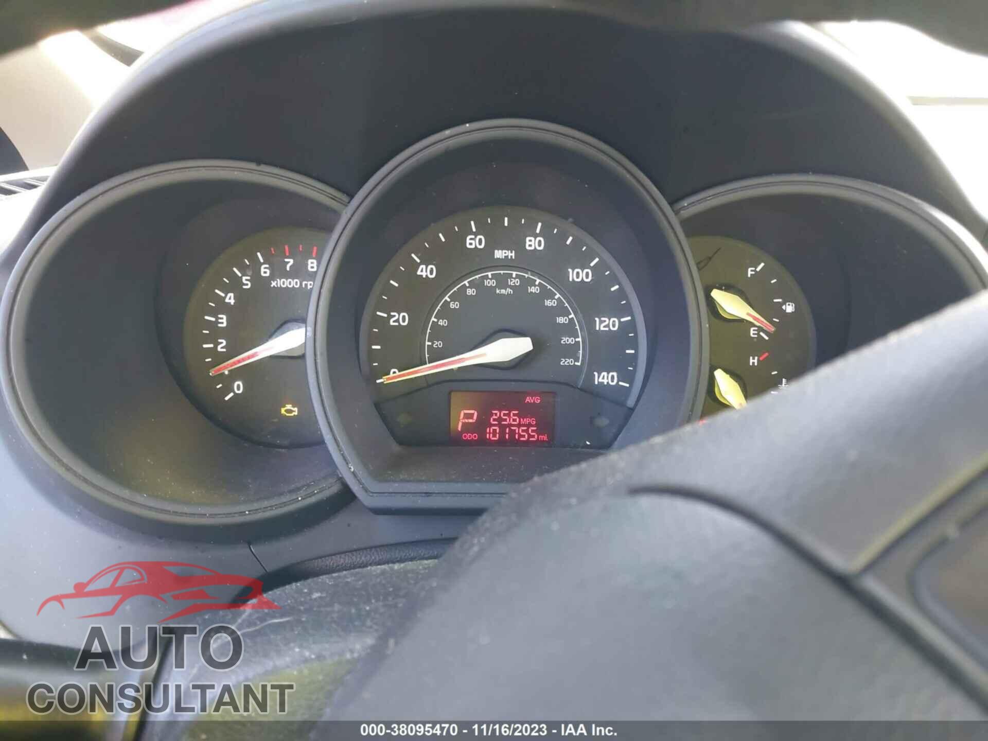 KIA RIO 2015 - KNADM5A37F6440599