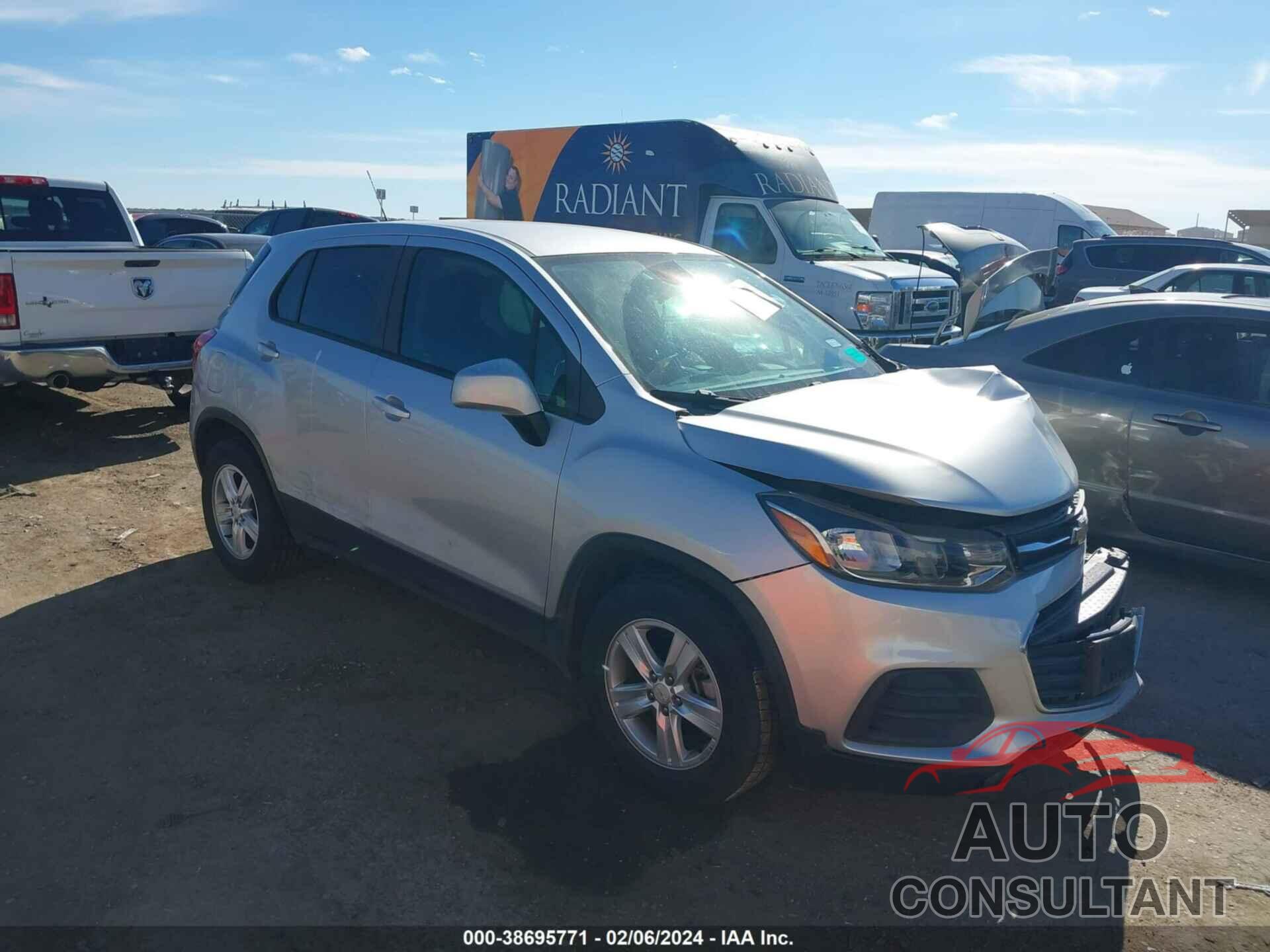 CHEVROLET TRAX 2020 - KL7CJKSB3LB037456