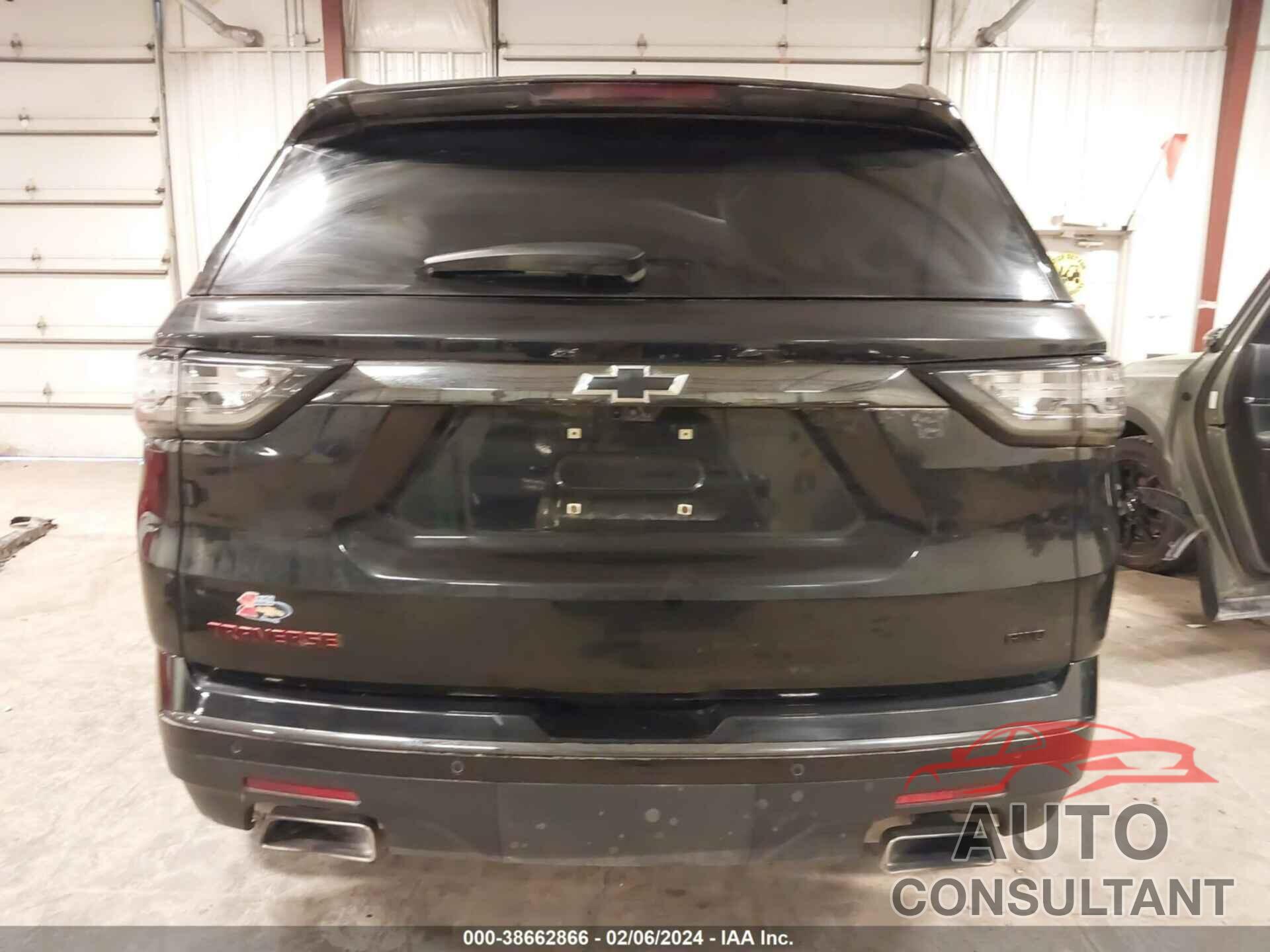 CHEVROLET TRAVERSE 2018 - 1GNEVJKW8JJ258624