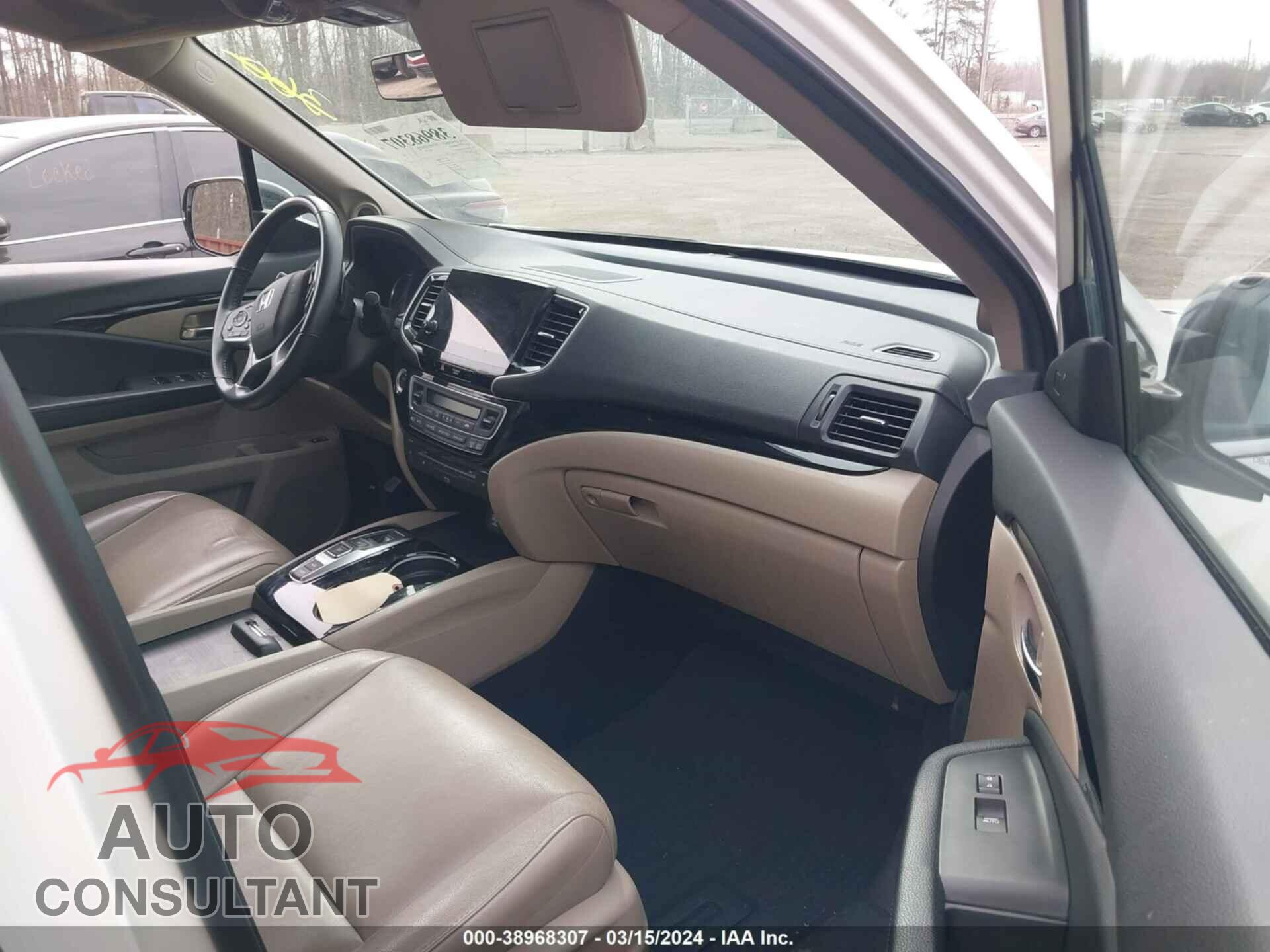 HONDA PILOT 2019 - 5FNYF6H62KB067152