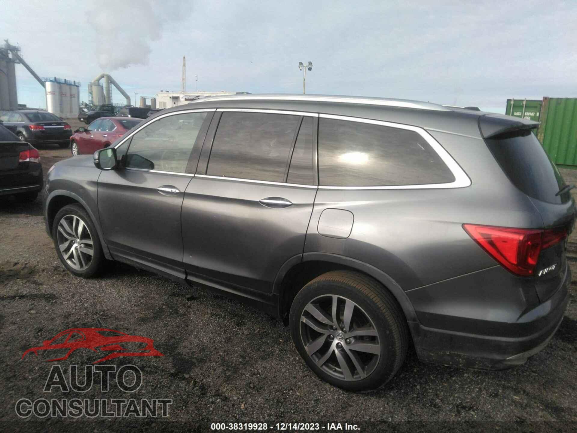 HONDA PILOT 2017 - 5FNYF6H90HB012735