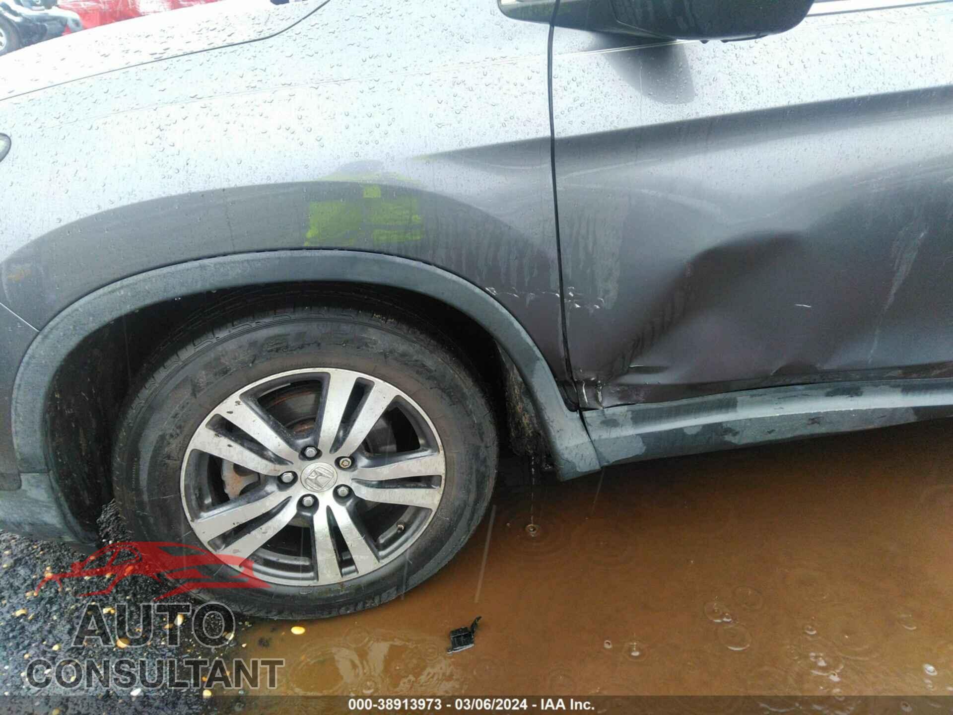 HONDA PILOT 2017 - 5FNYF6H52HB004343