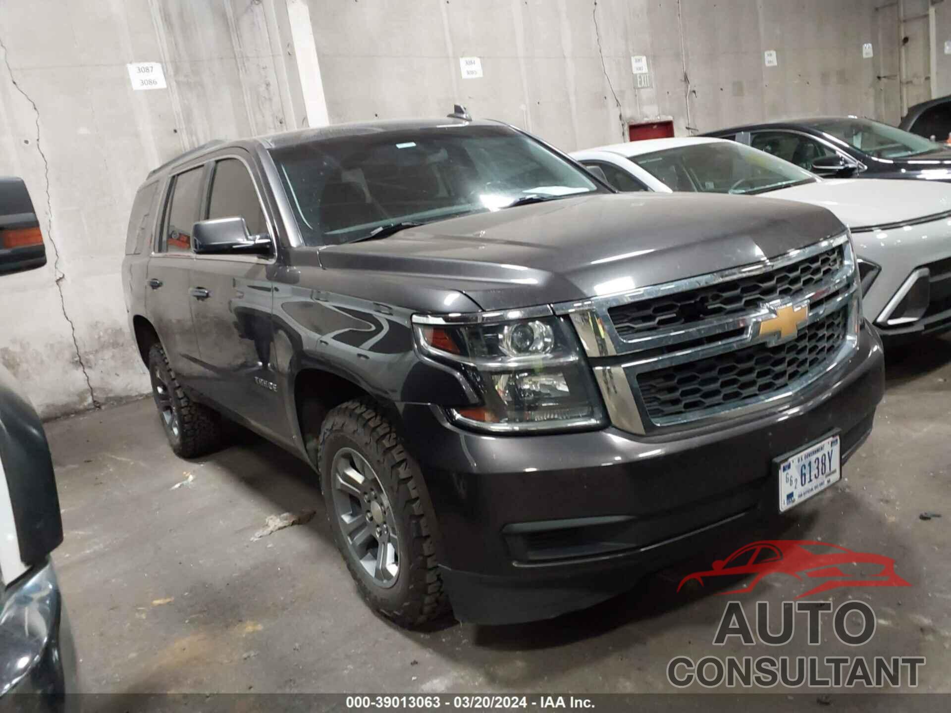 CHEVROLET TAHOE 2018 - 1GNSKAEC3JR330148