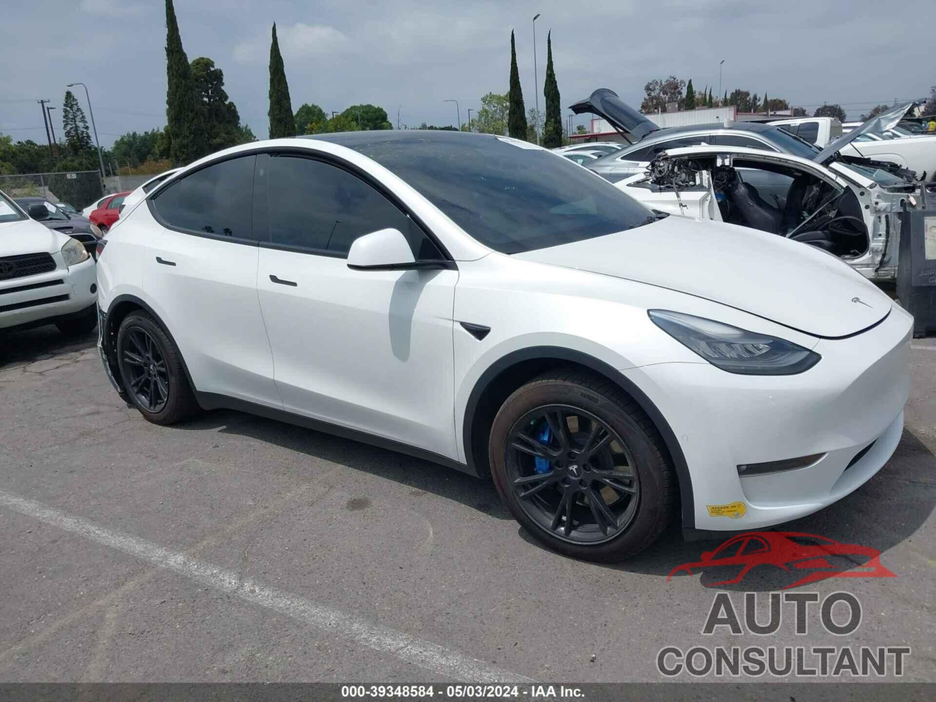 TESLA MODEL Y 2021 - 5YJYGAEE6MF159878