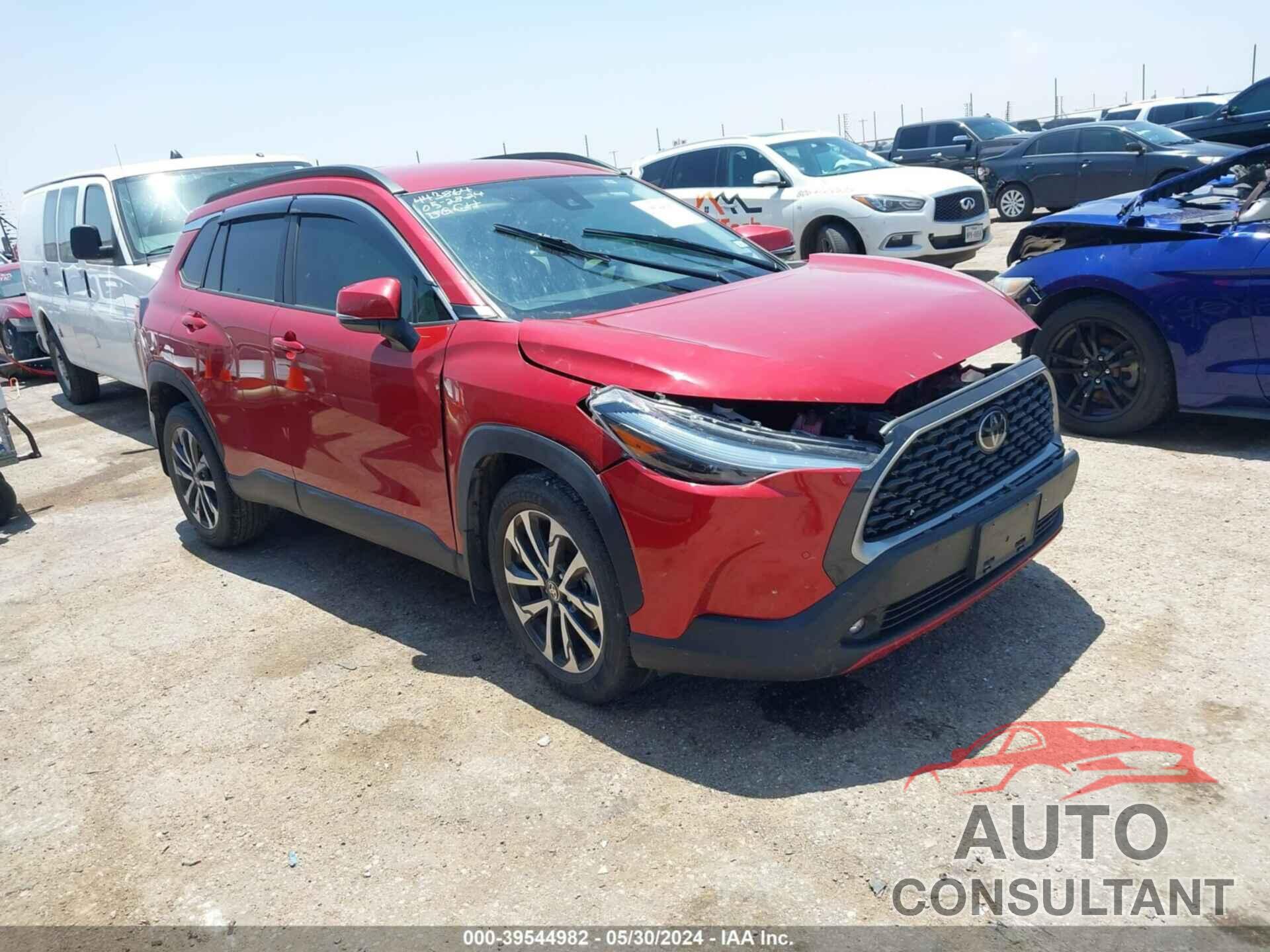 TOYOTA COROLLA CROSS 2022 - 7MUEAAAG8NV011407