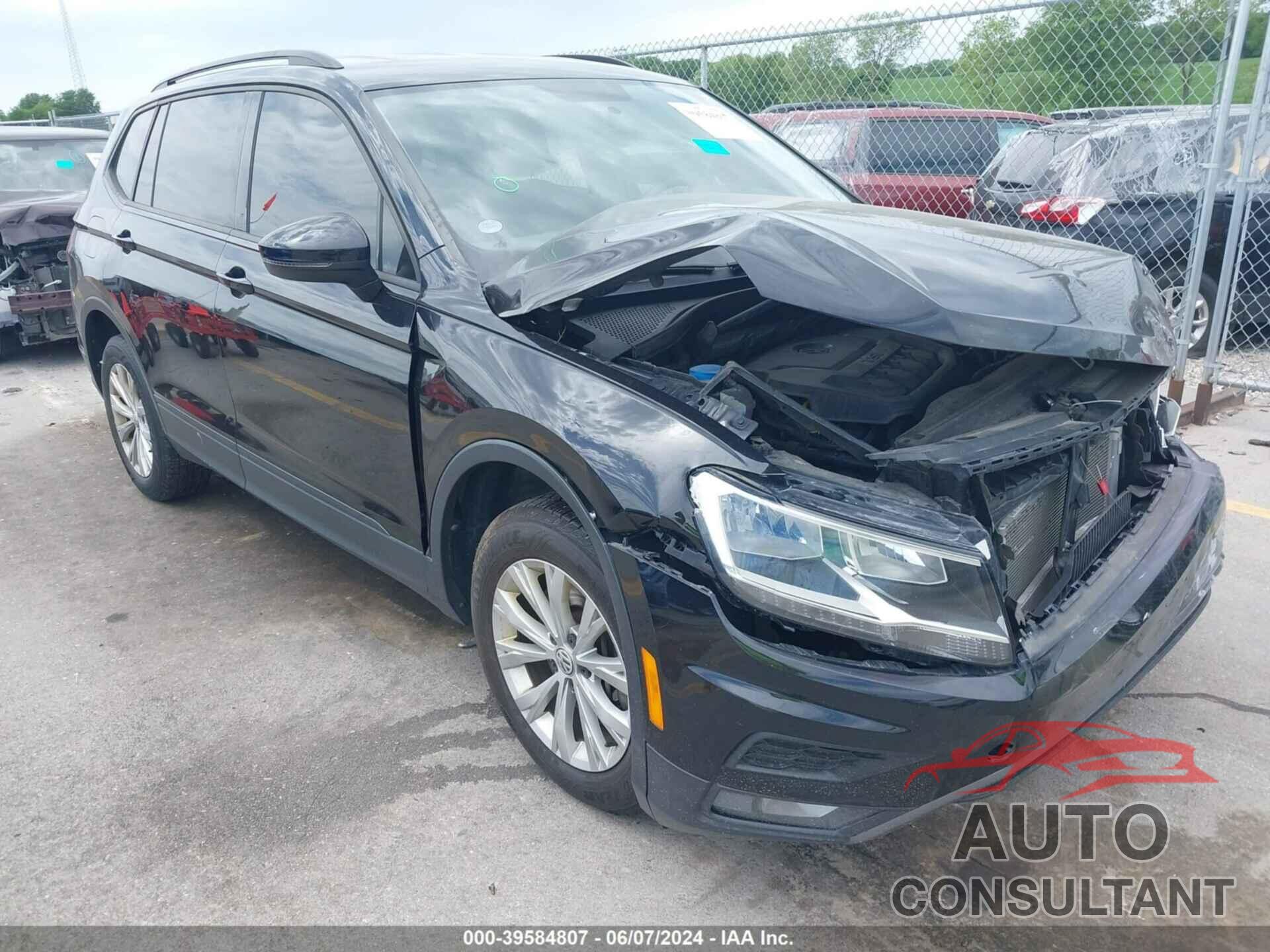 VOLKSWAGEN TIGUAN 2018 - 3VV0B7AX8JM008989