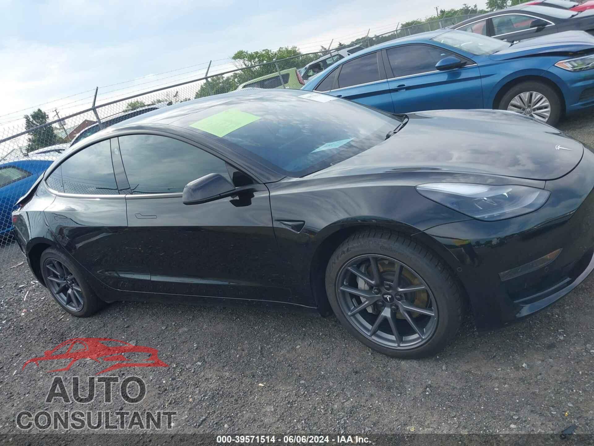 TESLA MODEL 3 2021 - 5YJ3E1EA3MF031790