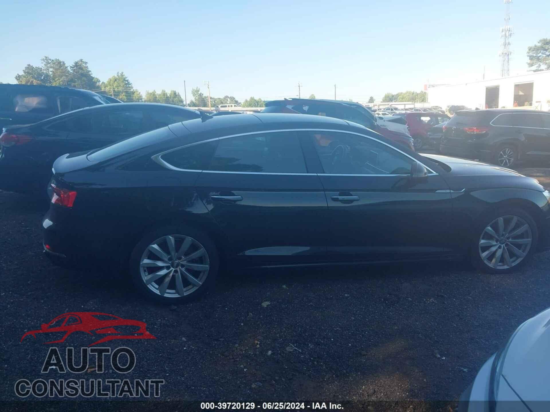 AUDI A5 2018 - WAUANCF55JA007772