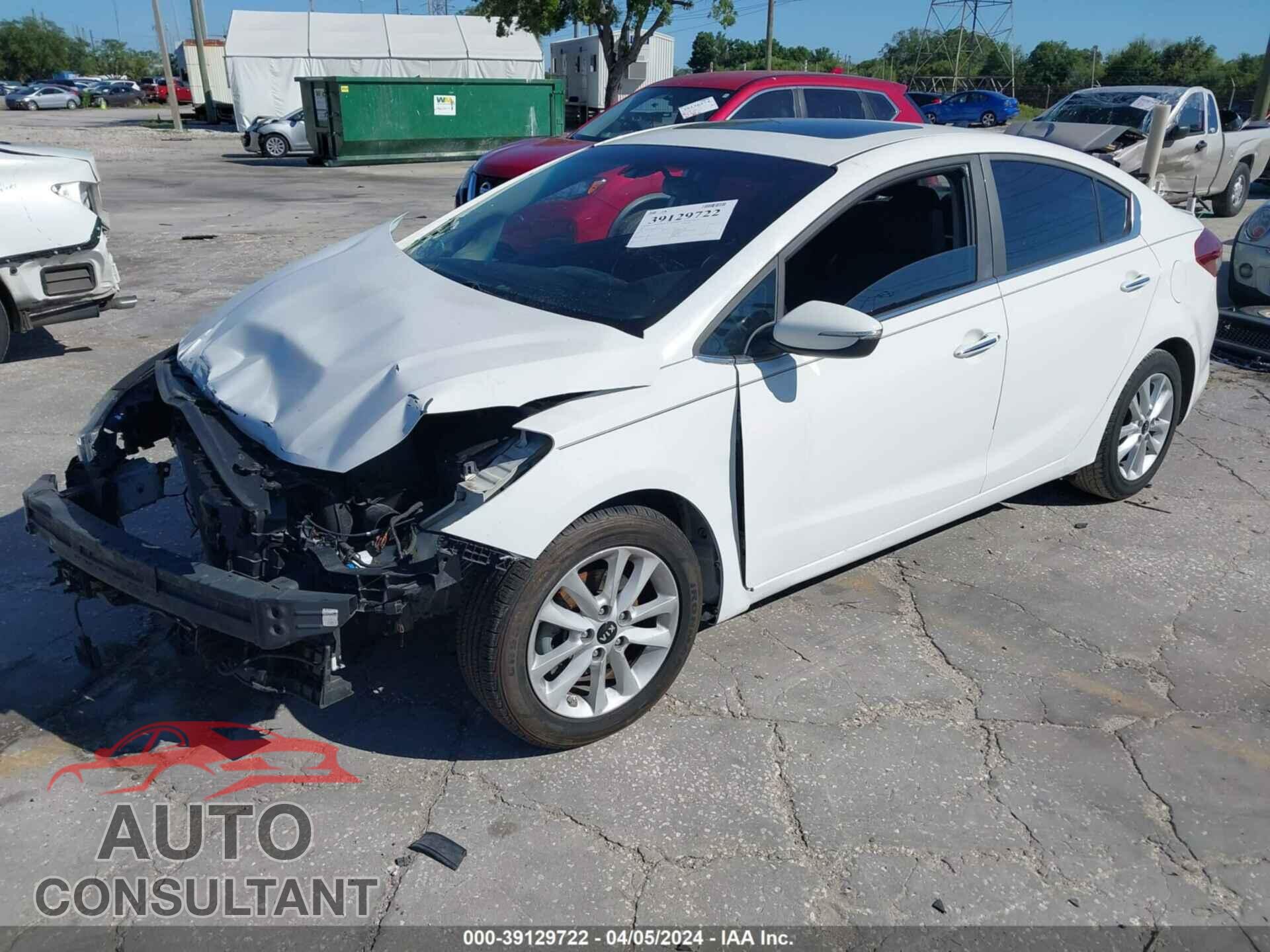 KIA FORTE 2017 - 3KPFL4A7XHE048502