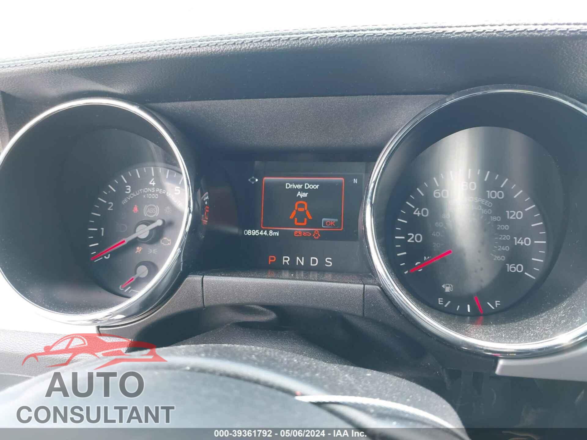 FORD MUSTANG 2017 - 1FATP8UH4H5254483