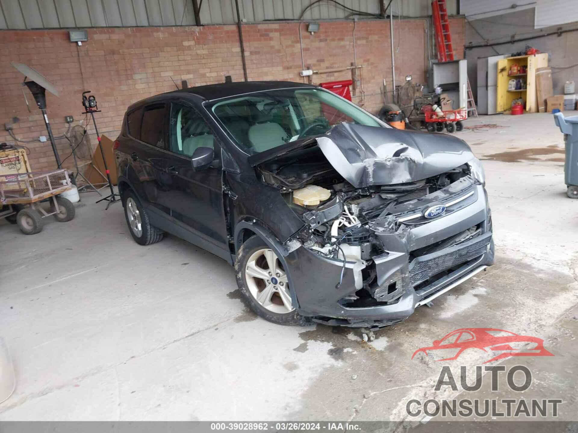 FORD ESCAPE 2016 - 1FMCU0G7XGUB03199