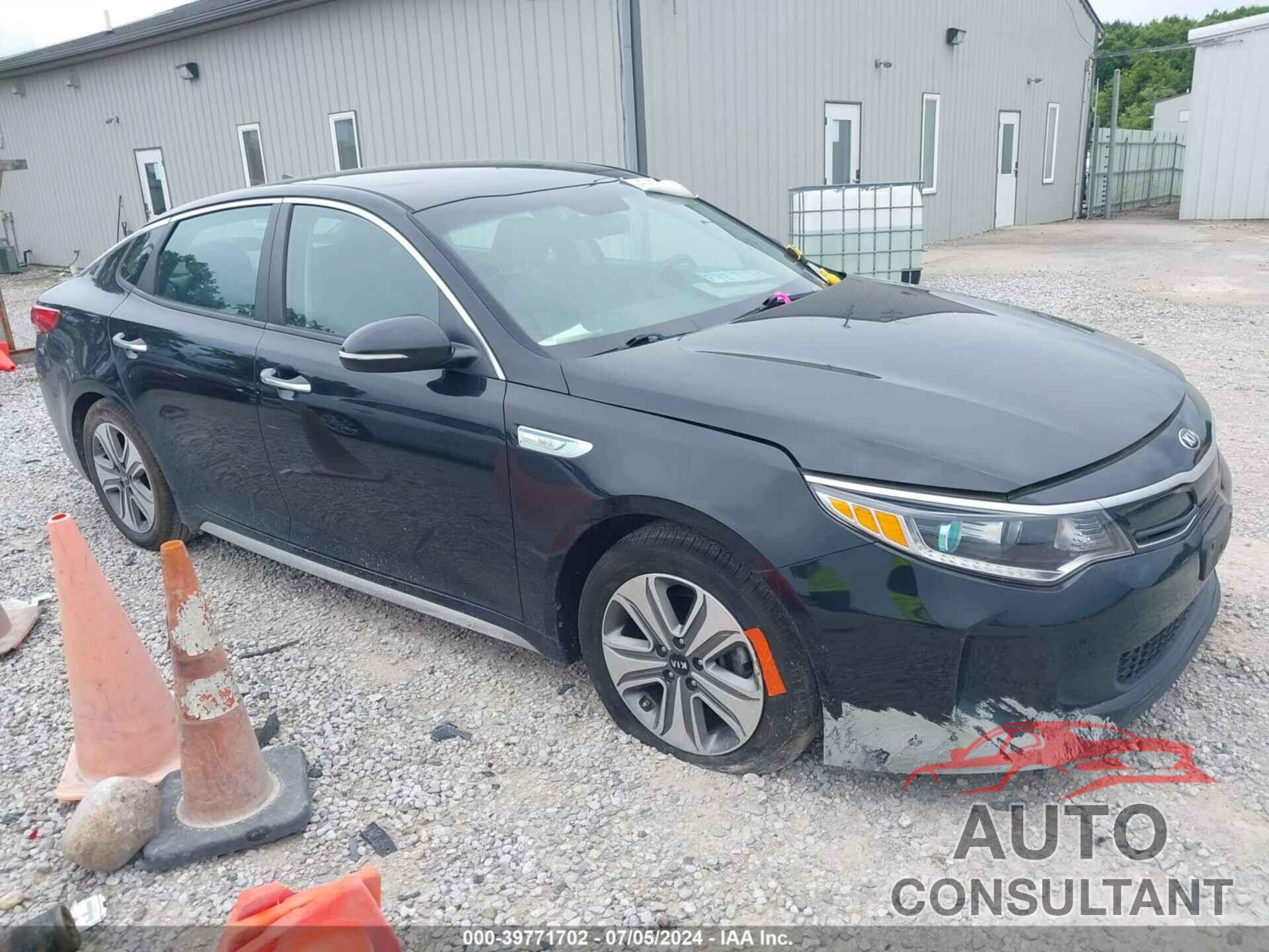 KIA OPTIMA HYBRID 2017 - KNAGU4LE6H5017821